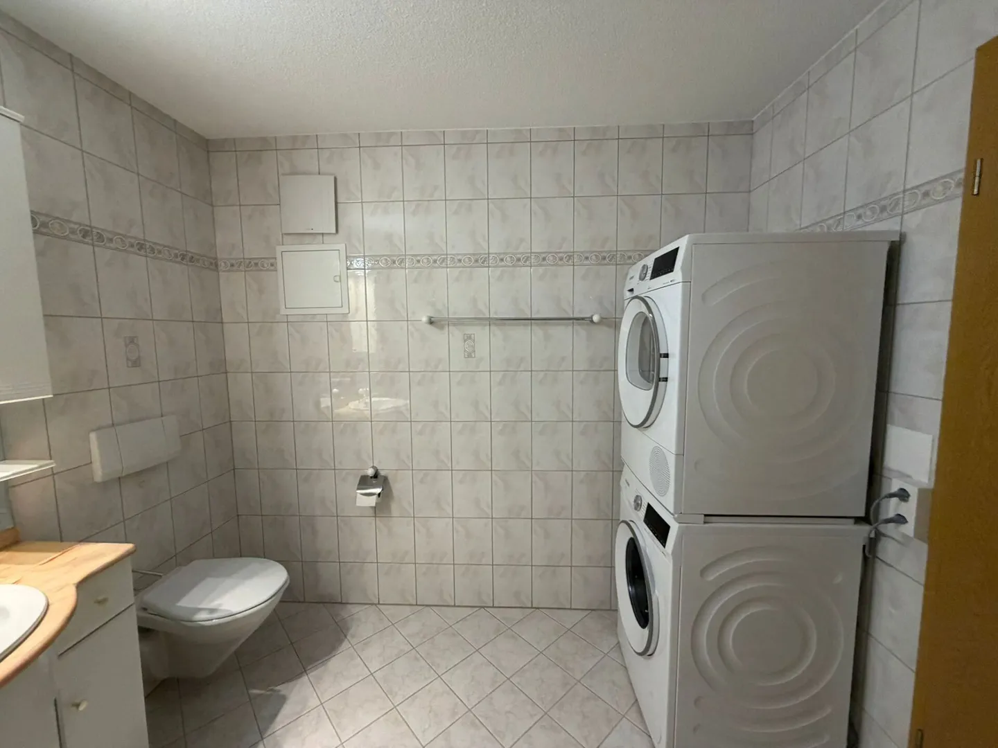 Courtelary, bellissimo appartamento 3.5 locali al 2° piano con terrazza, ascensore e garage - Foto 6 di 8