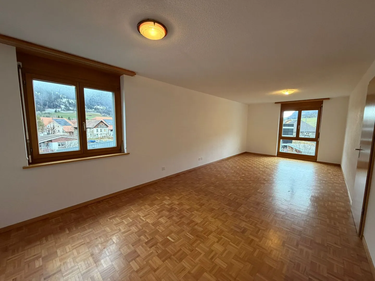 Courtelary, bellissimo appartamento 3.5 locali al 2° piano con terrazza, ascensore e garage - Foto 8 di 8