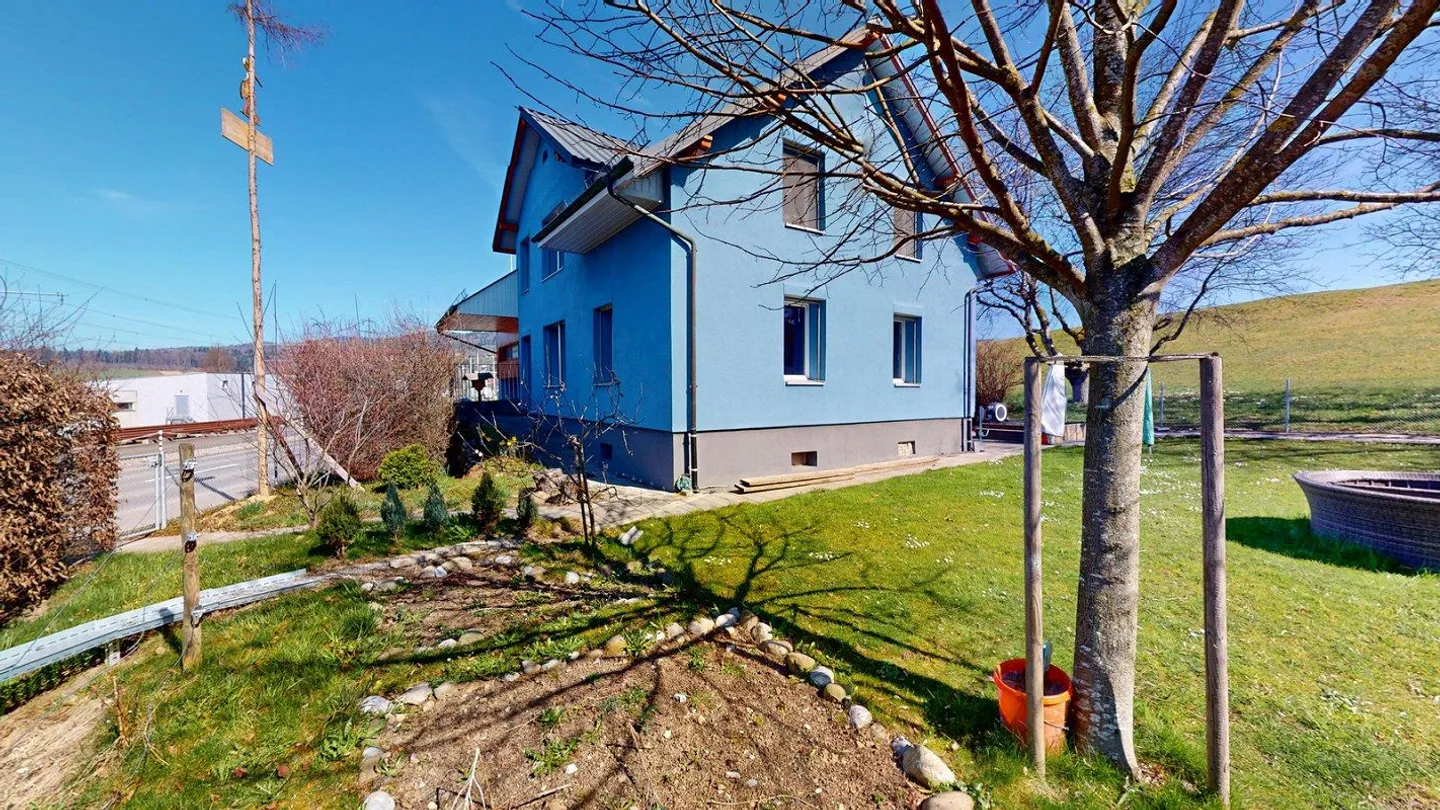 RESERVIERT: AgentSelly - Zentral gelegen mit grossem Grundstück - Foto 11 von 13