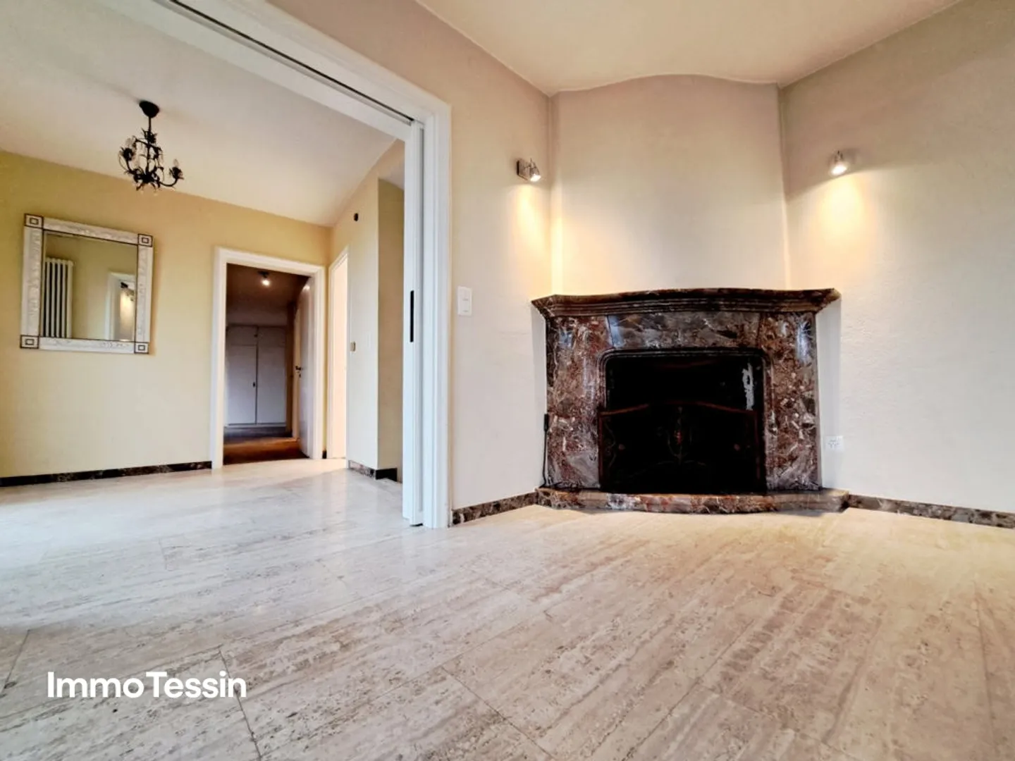 OPPORTUNITÀ: Villa esclusiva ed elegante con fascino senza tempo e vista sul Lago di Lugano - Foto 6 di 13