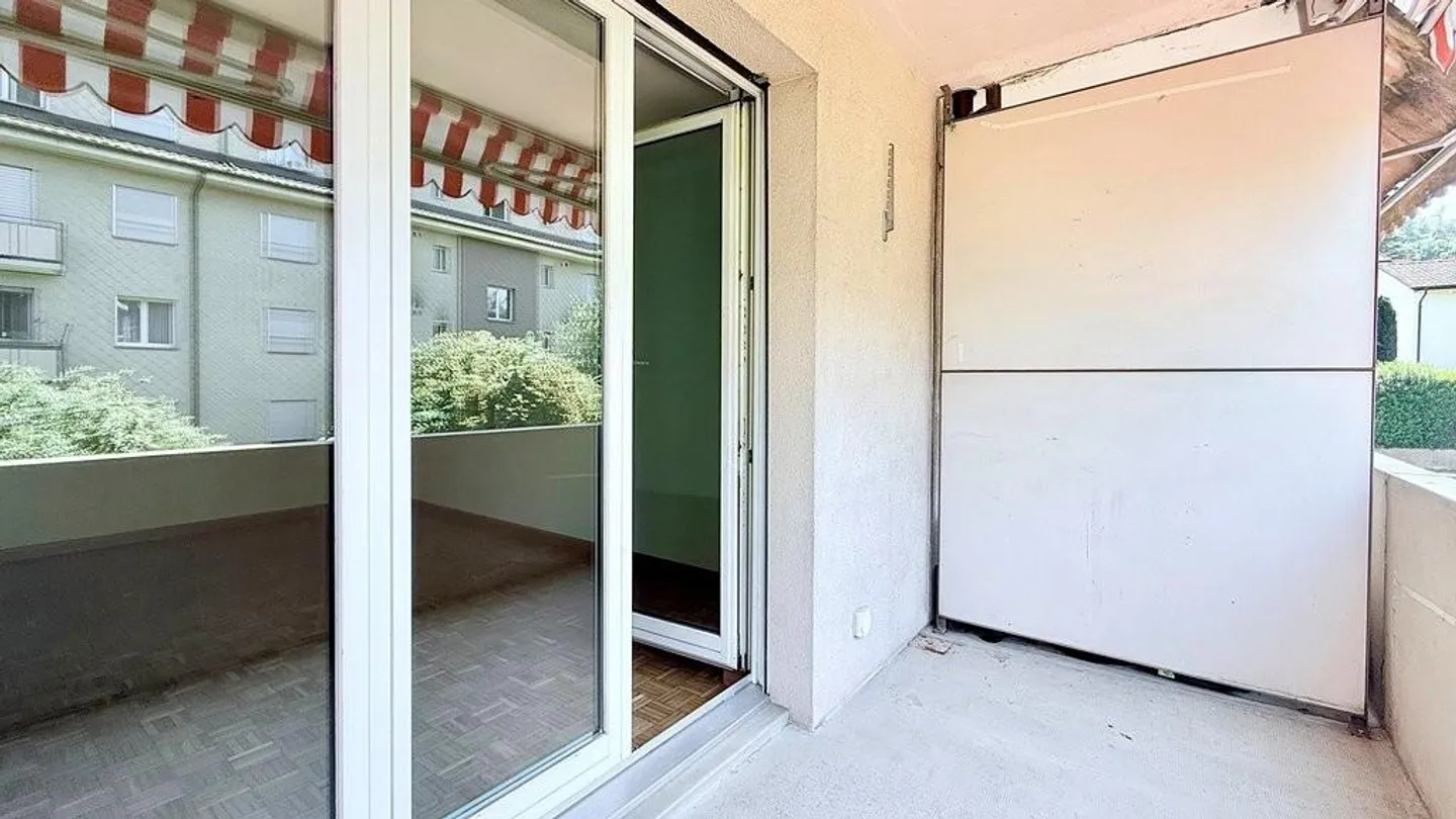 Small Multi-Family House in the Green - Photo 9 of 10