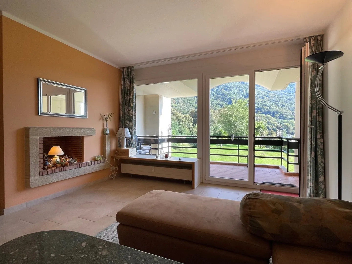 Appartamento con vista lago - Foto 4 di 10