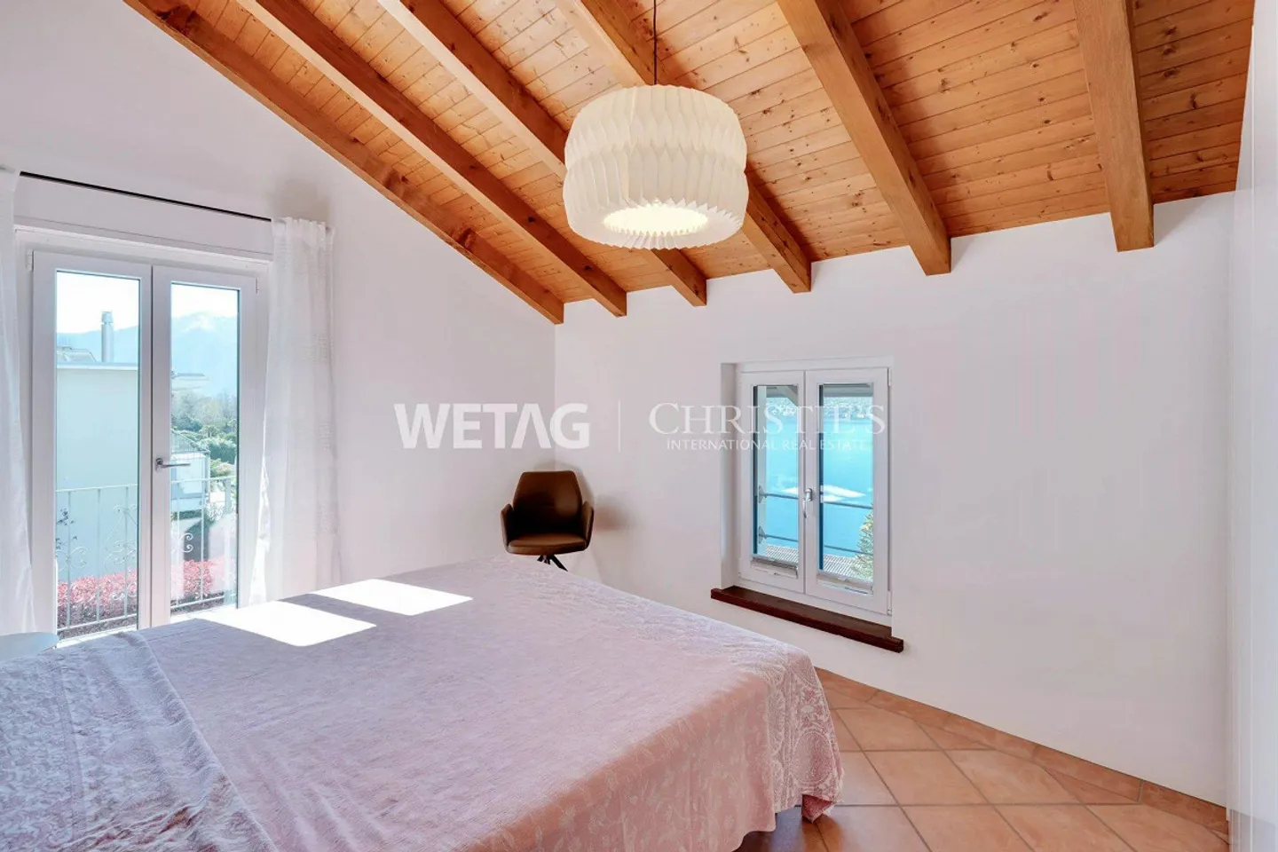 Gambarogno?San Nazzaro: modern villa with panoramic views of Lake Maggiore, also ideal as a holiday residence, for sale - Photo 10 of 13