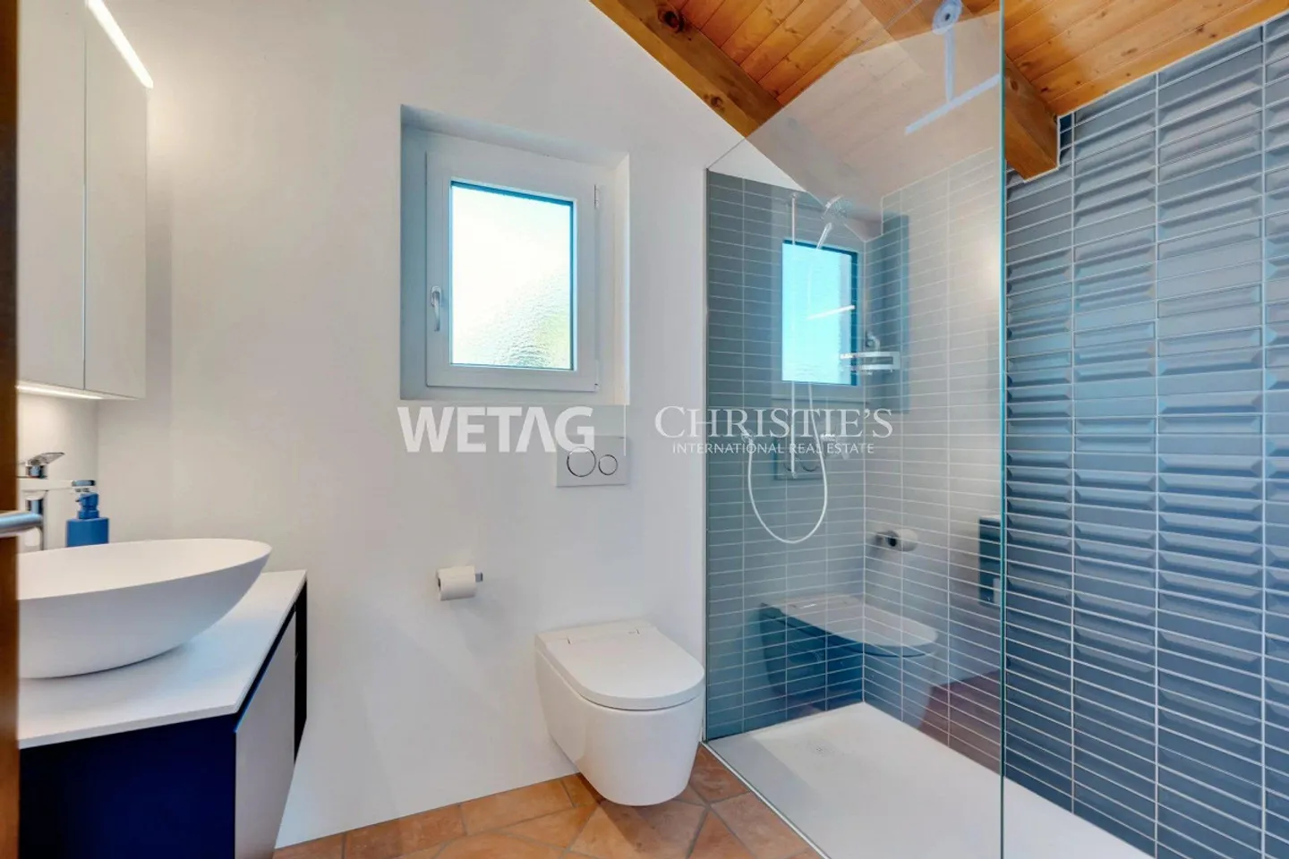 Gambarogno?San Nazzaro: modern villa with panoramic views of Lake Maggiore, also ideal as a holiday residence, for sale - Photo 11 of 13