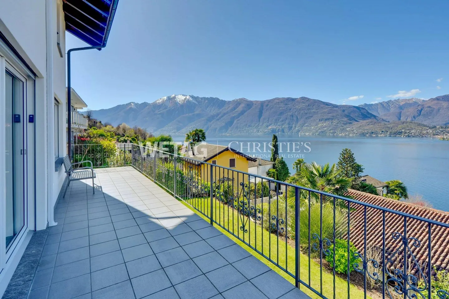 Gambarogno?San Nazzaro: modern villa with panoramic views of Lake Maggiore, also ideal as a holiday residence, for sale - Photo 12 of 13