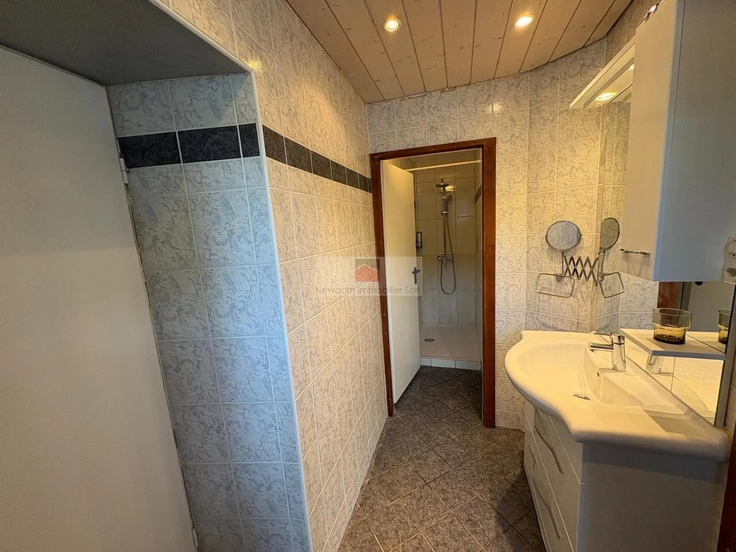 For rent - 2.5 room apartment with terrace in the center of Vallorbe - Photo 5 of 5