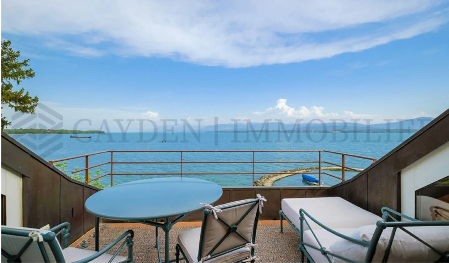 Charmante Immobilie "Füße im Wasser" - Foto 2 von 2