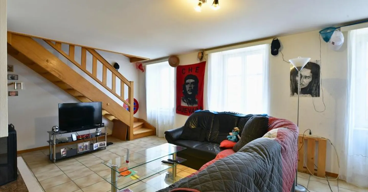Bright and full of potential duplex in the heart of La Chaux de Fonds - Photo 3 of 6