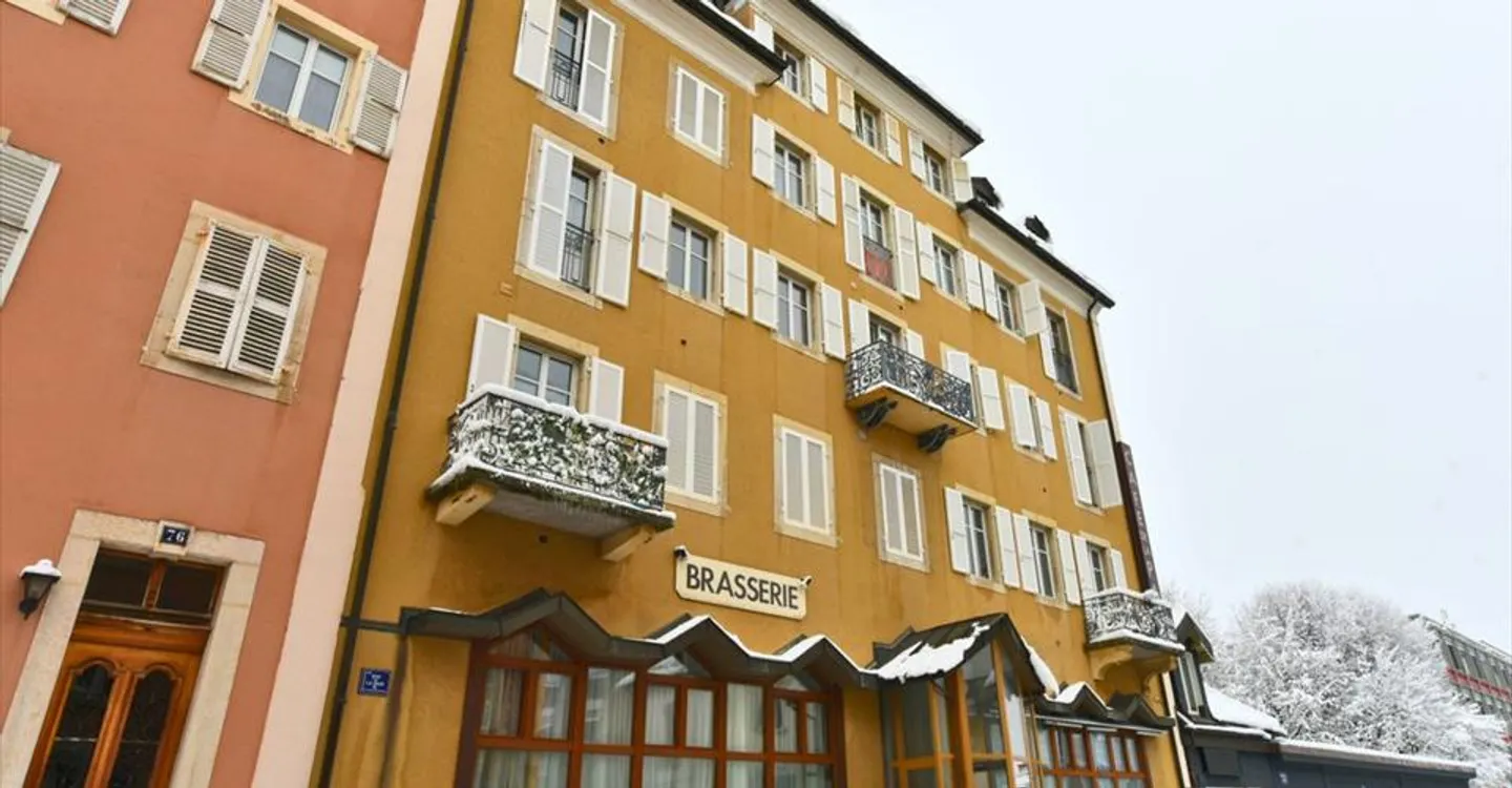 Bright and full of potential duplex in the heart of La Chaux de Fonds - Photo 1 of 6