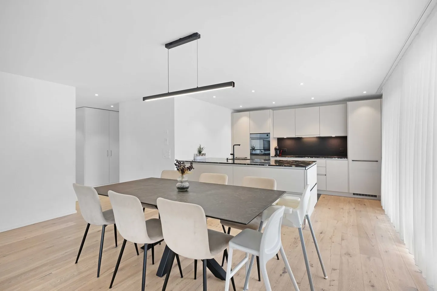 Modern 4.5-room apartment with mountain panorama in Ebnat-Kappel - Photo 9 of 15