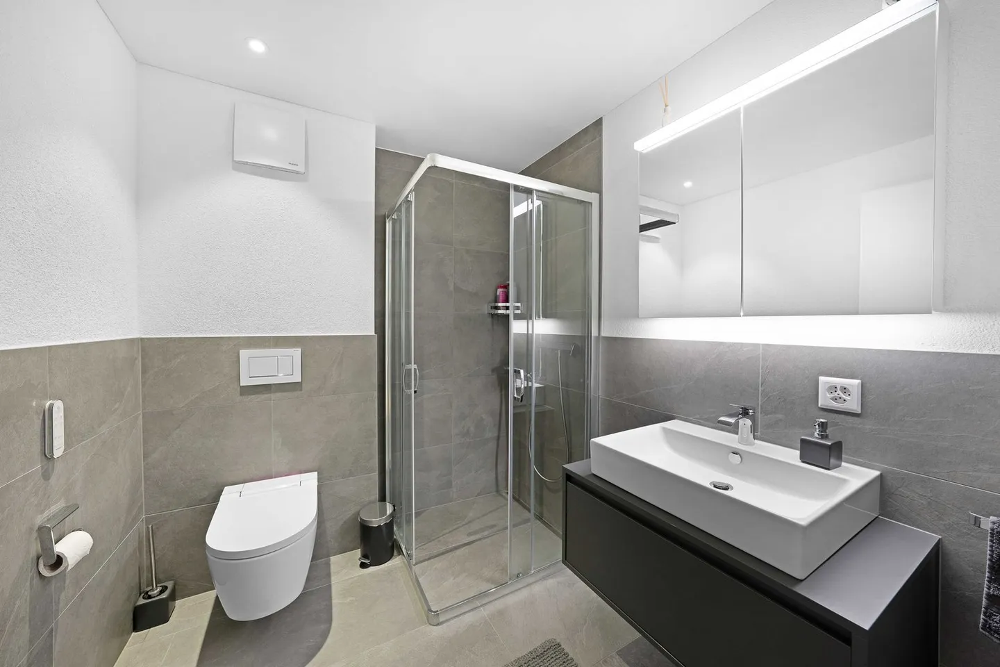 Modern 4.5-room apartment with mountain panorama in Ebnat-Kappel - Photo 12 of 15