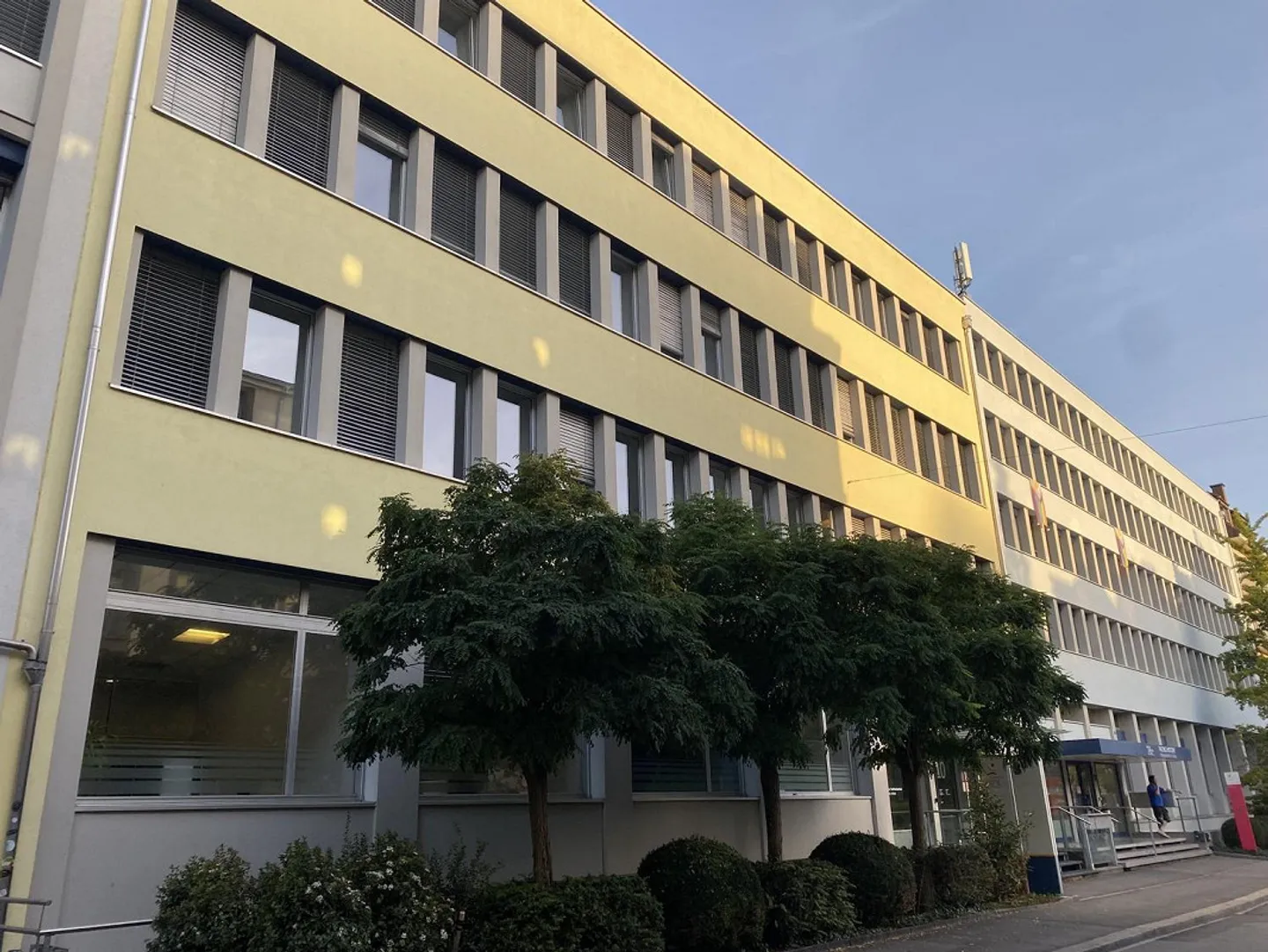 Moto Hallenplatz, 3012 Berna - Foto 1 di 3