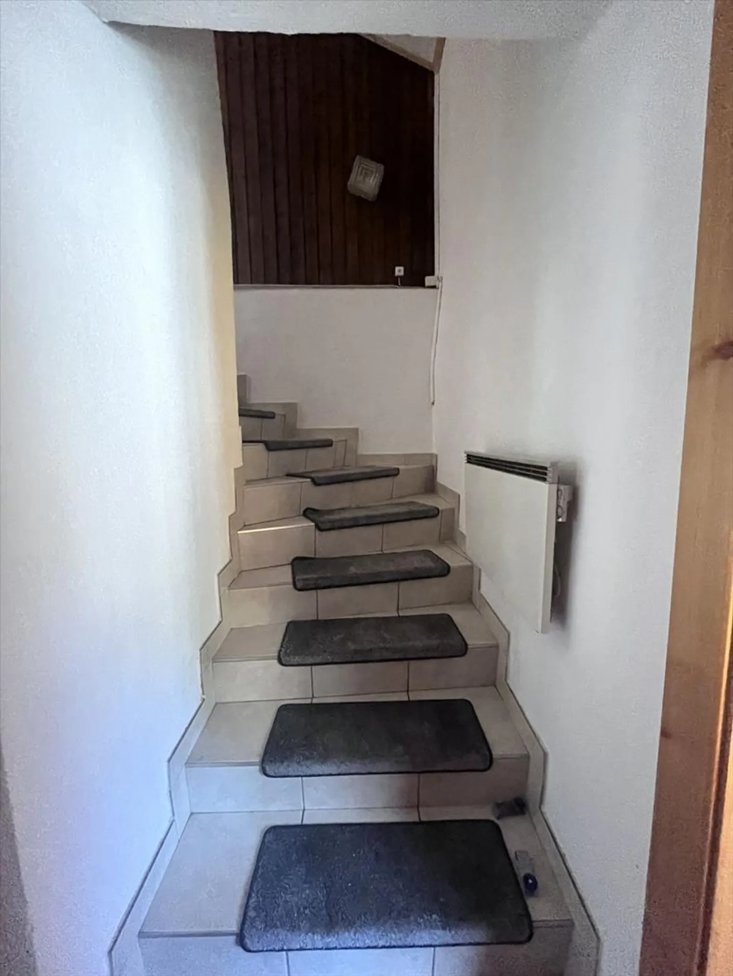 Appartamento in vendita - Foto 2 di 7