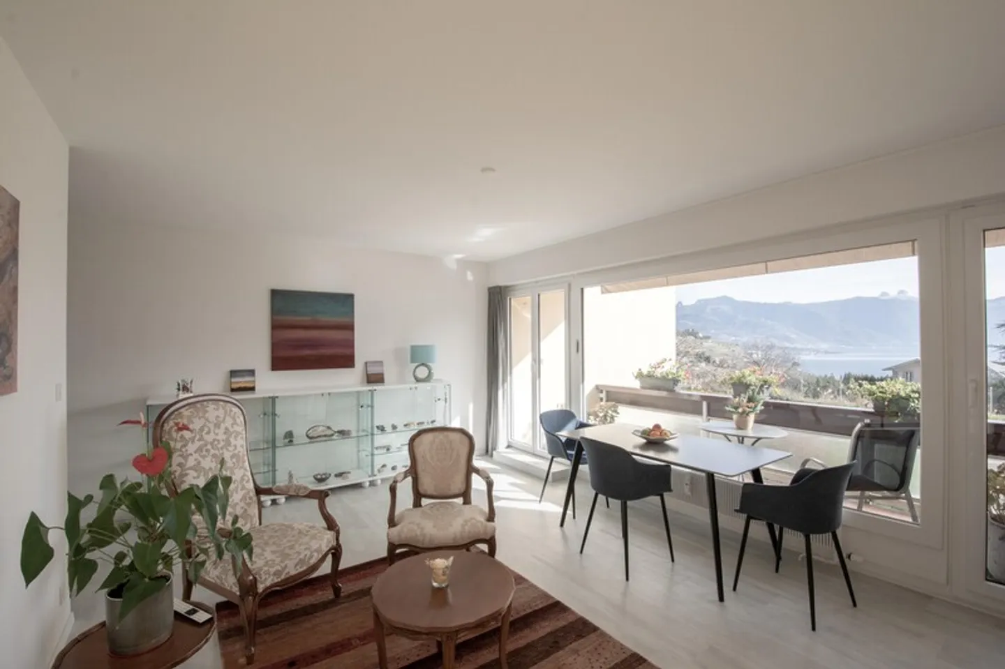 Appartamento in vendita - Foto 1 di 9