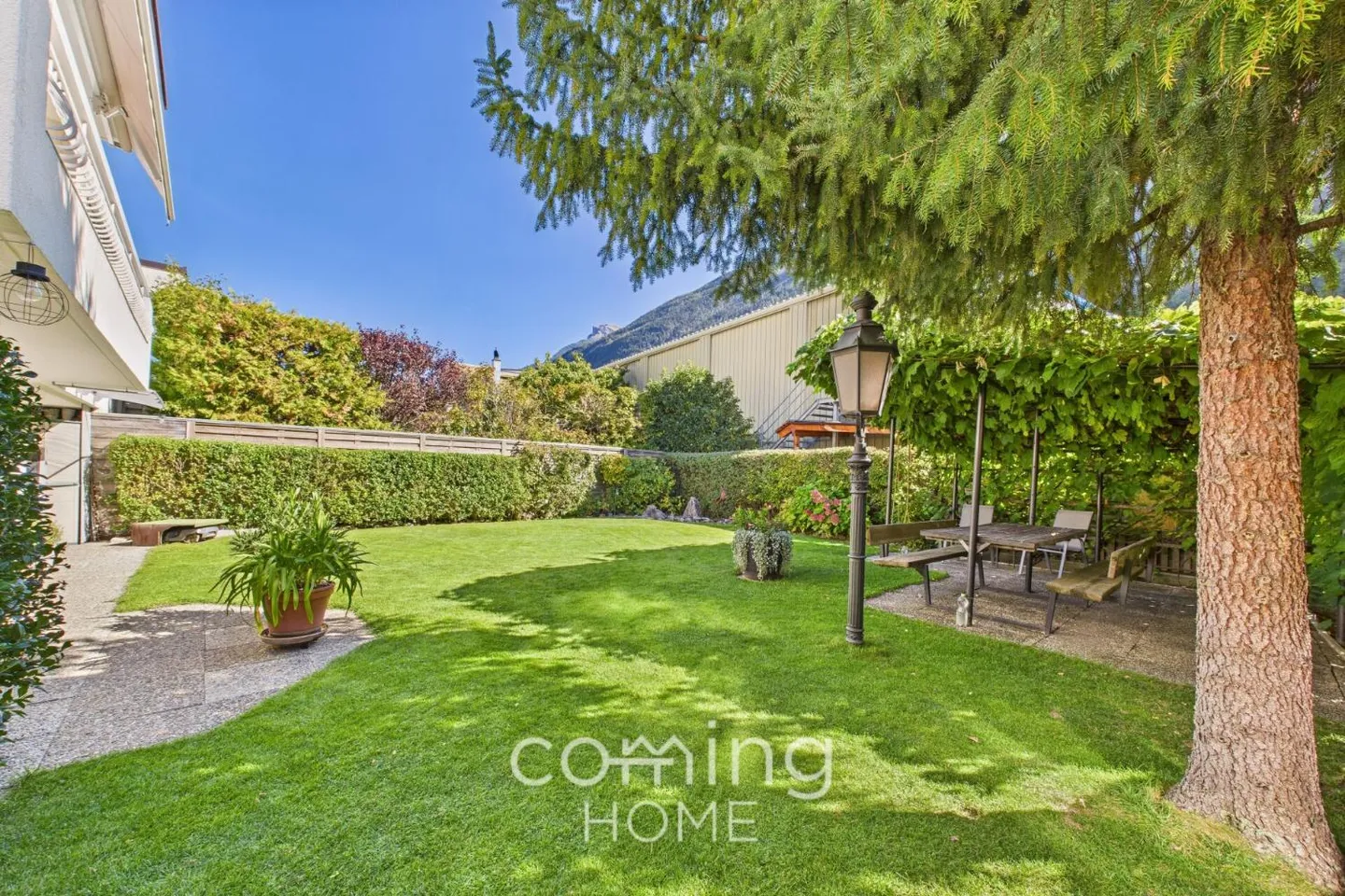 Sonniges Einfamilienhaus in Visp-Eyholz - modernisiert, mit Garten und viel Platz - Foto 4 von 13