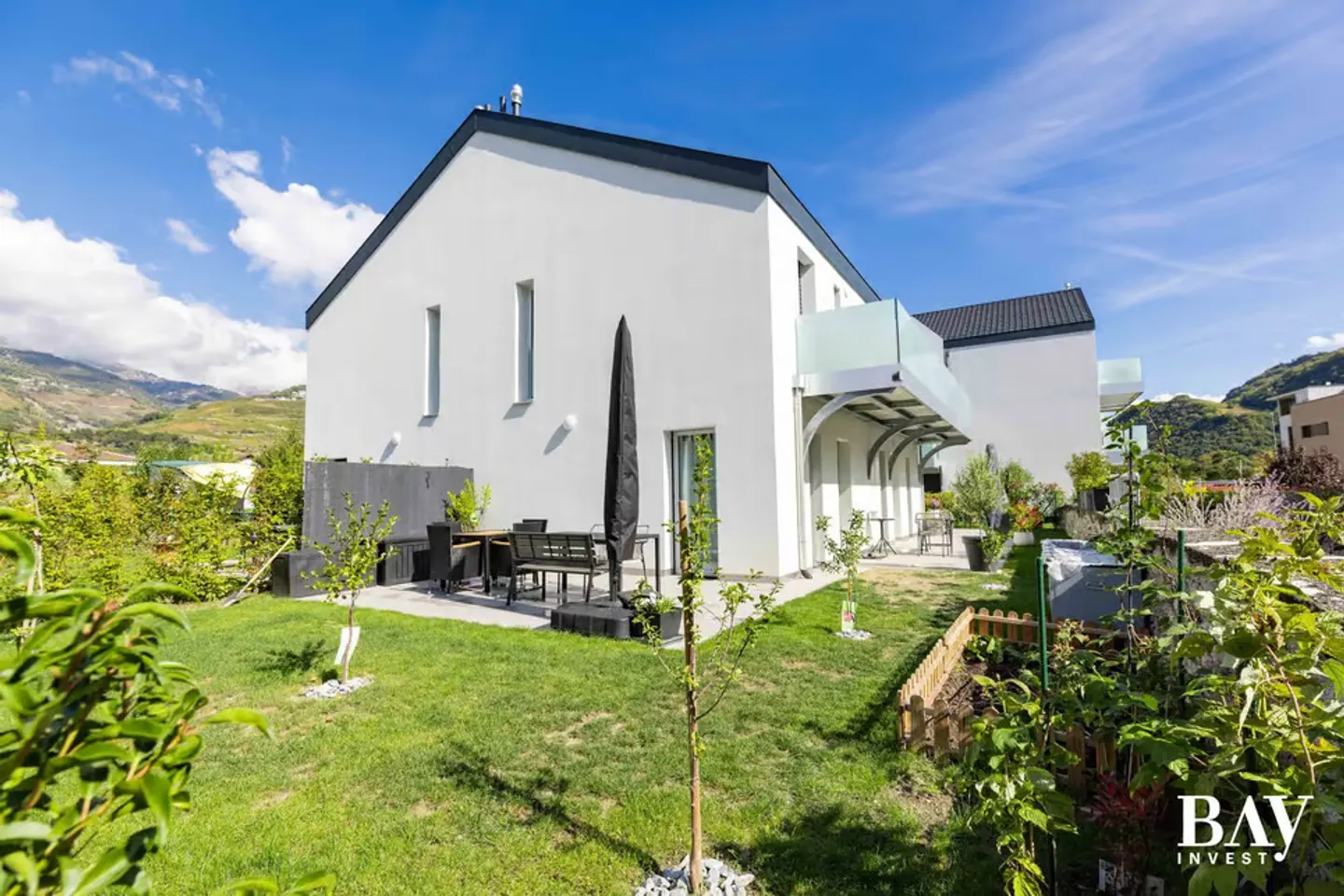 Charming 2.5 room apartment in Conthey - Accessible and bright - Photo 2 of 13