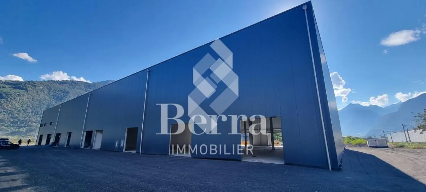 New commercial/industrial hall in Fully! Price to be agreed upon according to choice - Photo 1 of 10