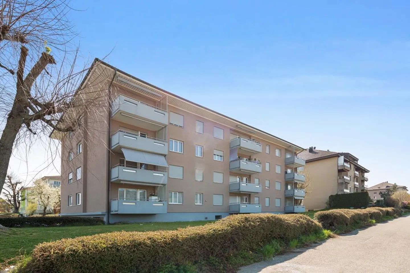 2.5-room apartment on the raised ground floor in Reinach AG - Photo 1 of 6