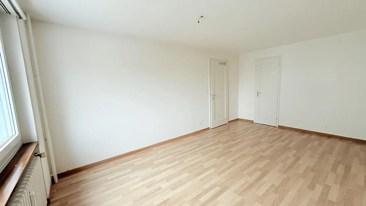 Sunny, bright 3.5 room apartment with unobstructed view - Photo 12 of 16