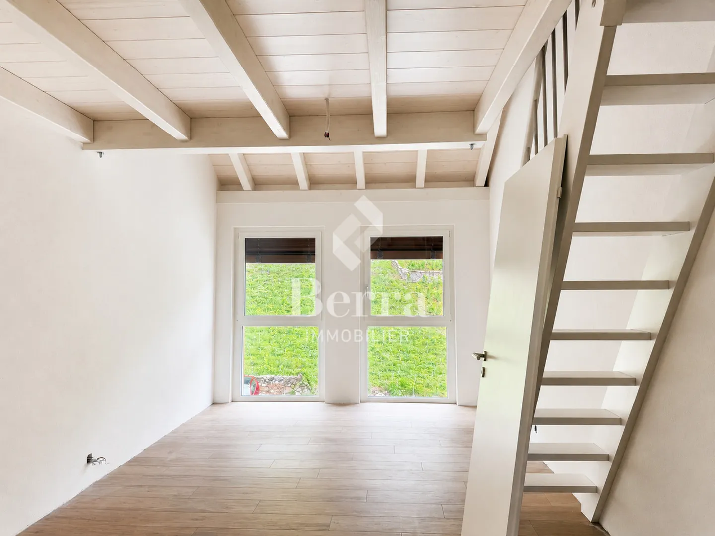 Spacious 4.5-Room Apartment - Photo 11 of 15