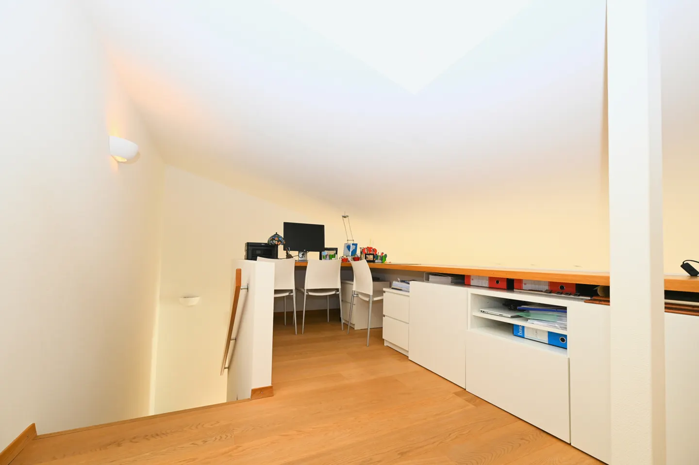 Elegantes Duplex-Attikawohnung mit Seeblick - Foto 22 von 26