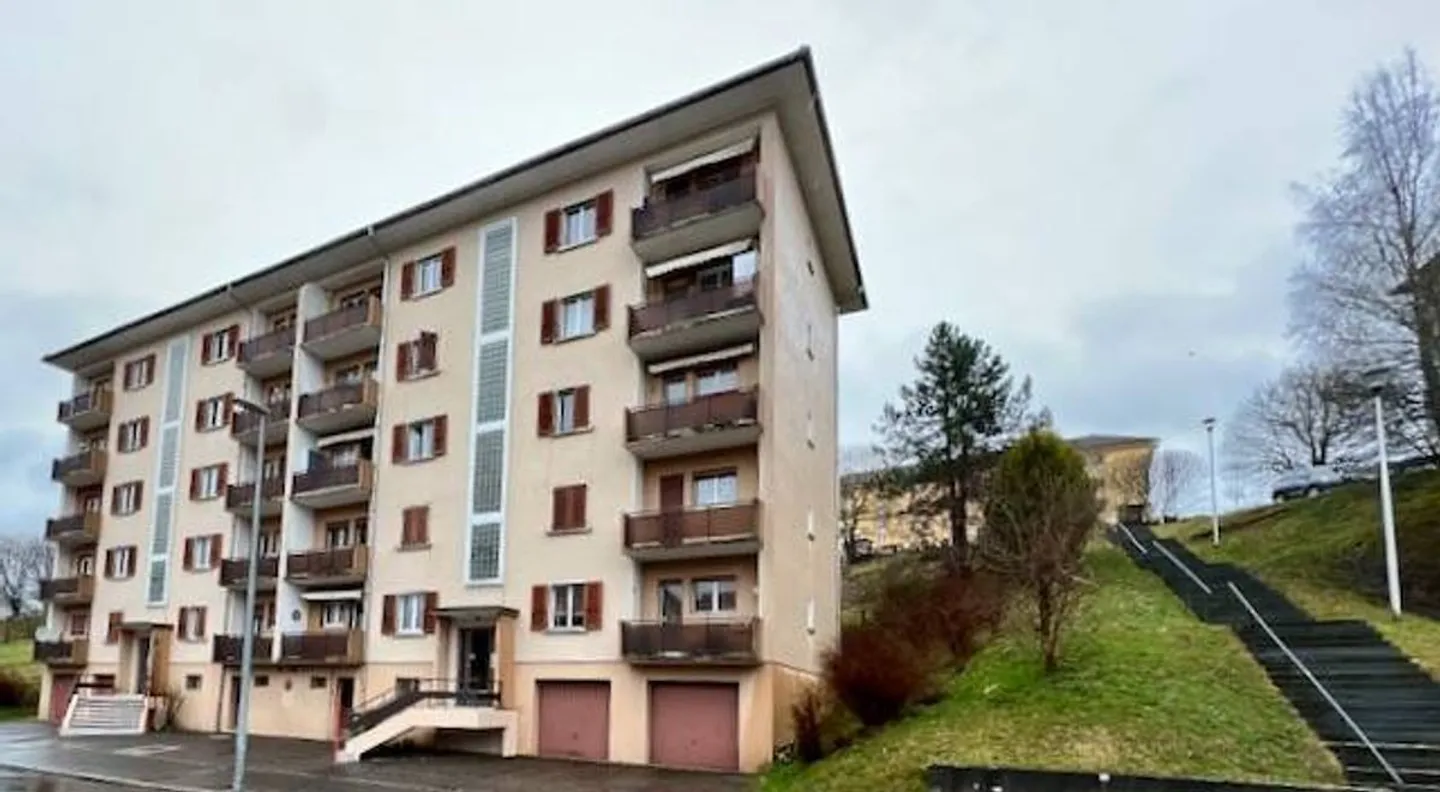 2 appartements de 3,5 pièces, au 2 ème, avec balcons - Photo 8 sur 8