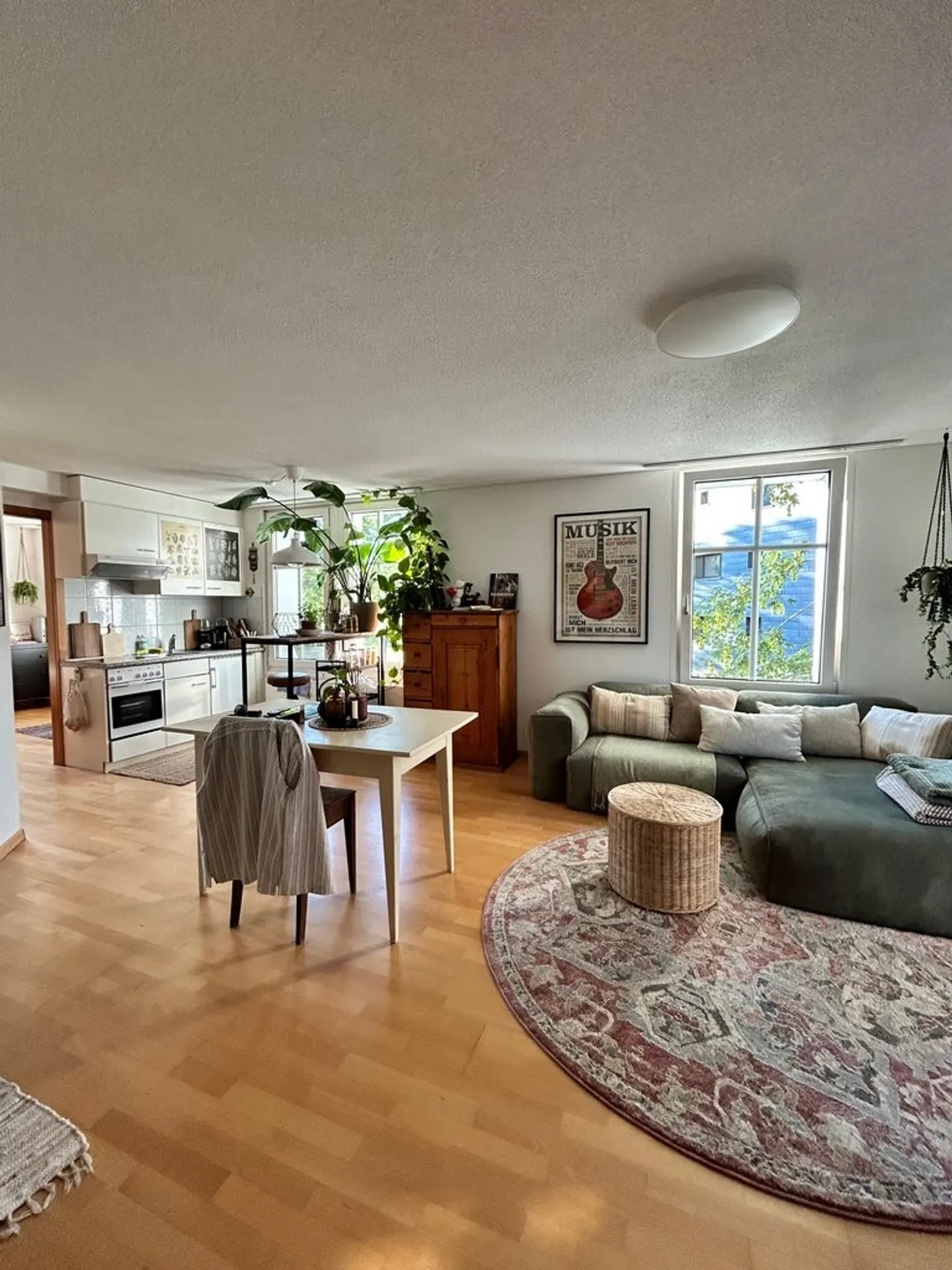Appartamento accogliente di 2,5 locali con balcone - Foto 1 di 7