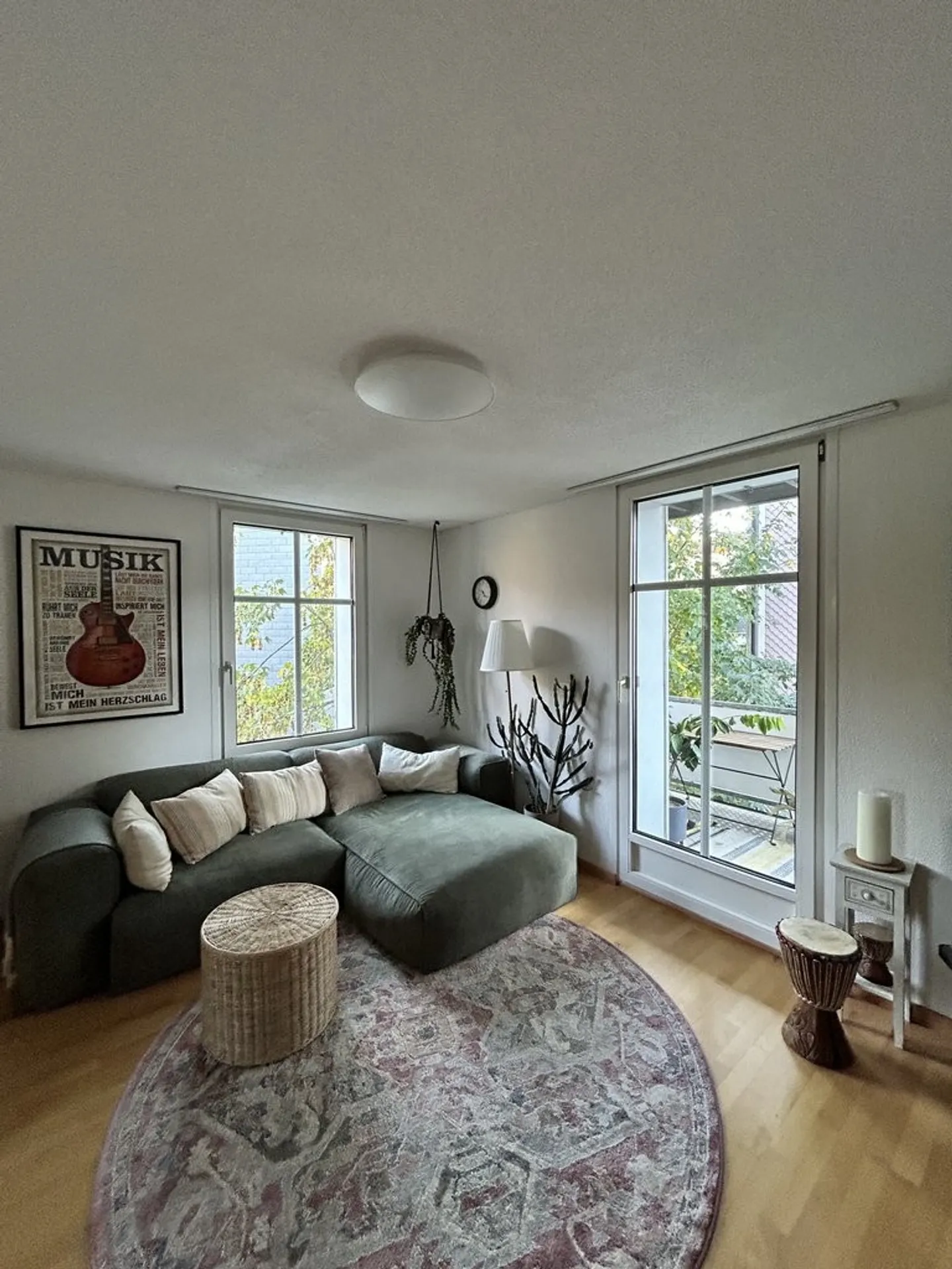 Appartamento accogliente di 2,5 locali con balcone - Foto 4 di 7