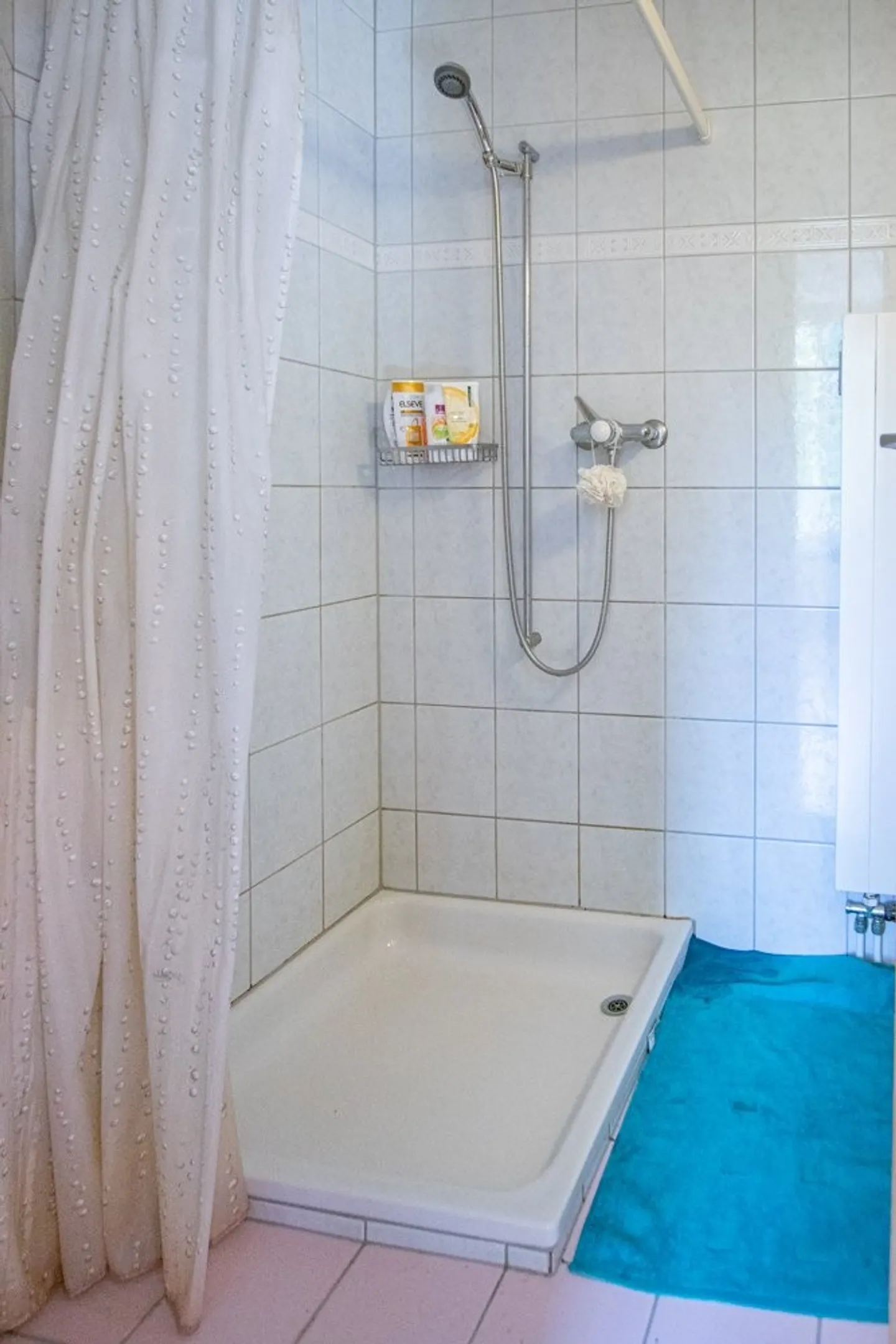 Appartamento accogliente di 2,5 locali con balcone - Foto 6 di 7