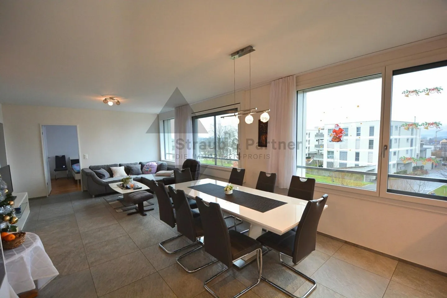 SUSTAINABLE | ATTRACTIVE | LIVING IN SOLARIS - Photo 3 of 9