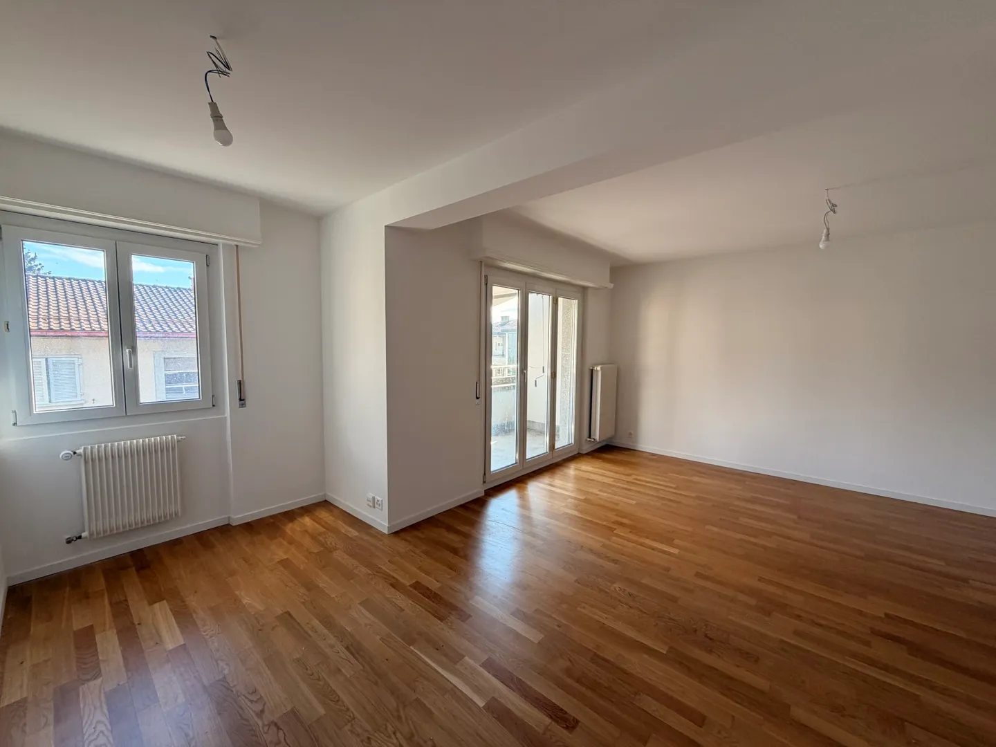 Renovated Apartment in Lausanne - Photo 3 of 7