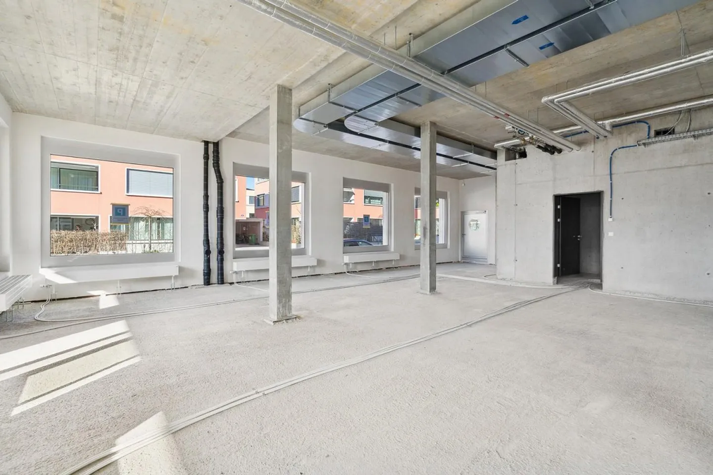 Much more than just living - Commercial spaces that inspire. Be part of it now! - Photo 4 of 8