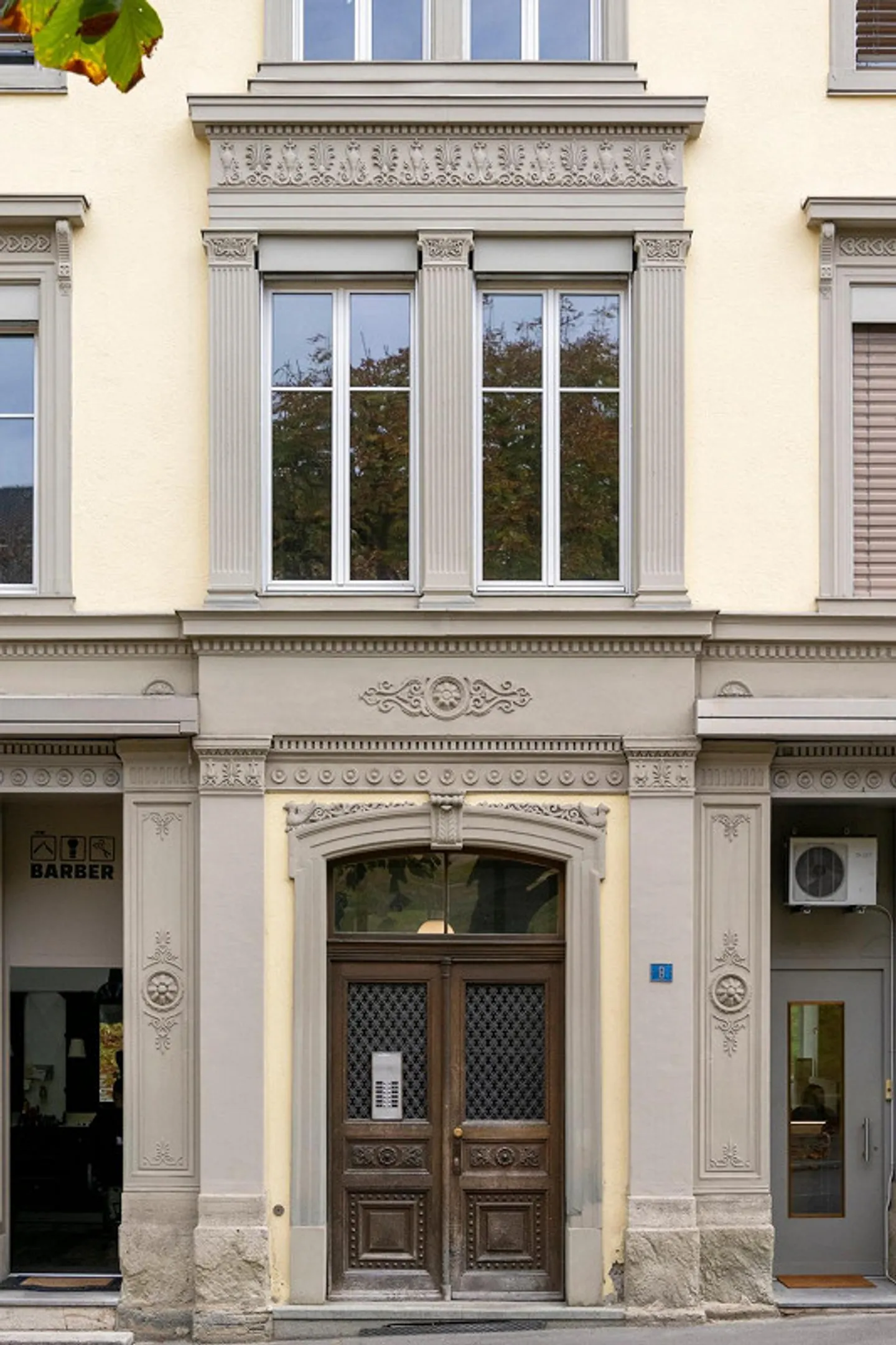 Appartamento affascinante con 3 camere in edificio storico a Baden - Foto 1 di 7