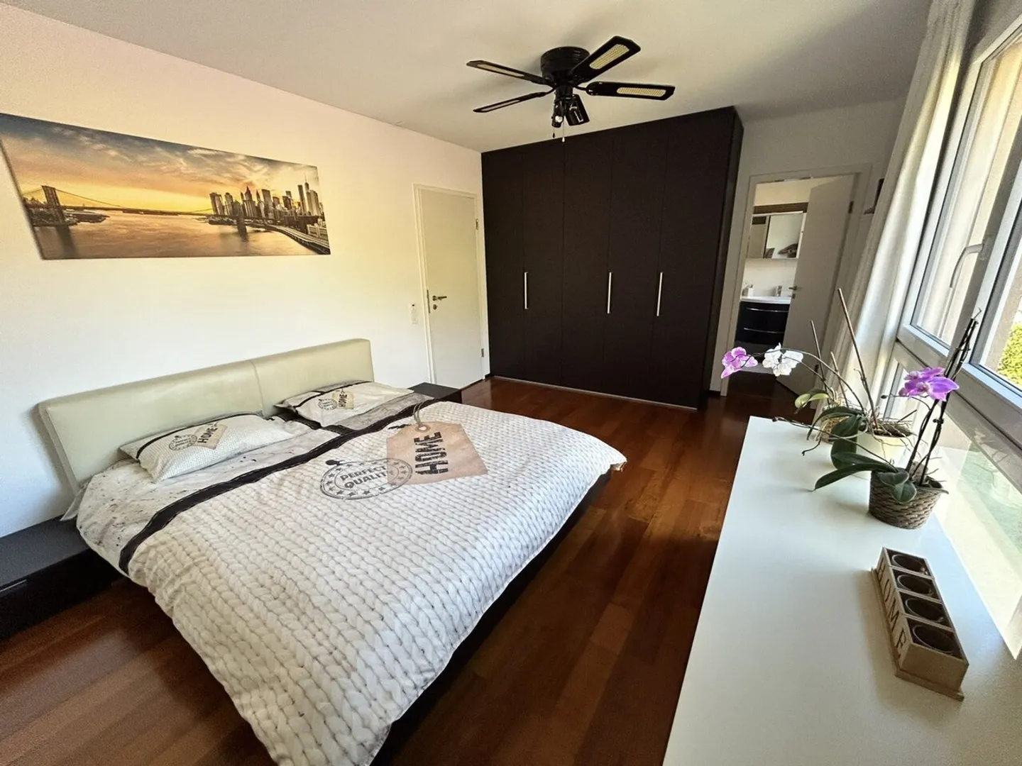 Appartamento moderno con piscina - Foto 5 di 12