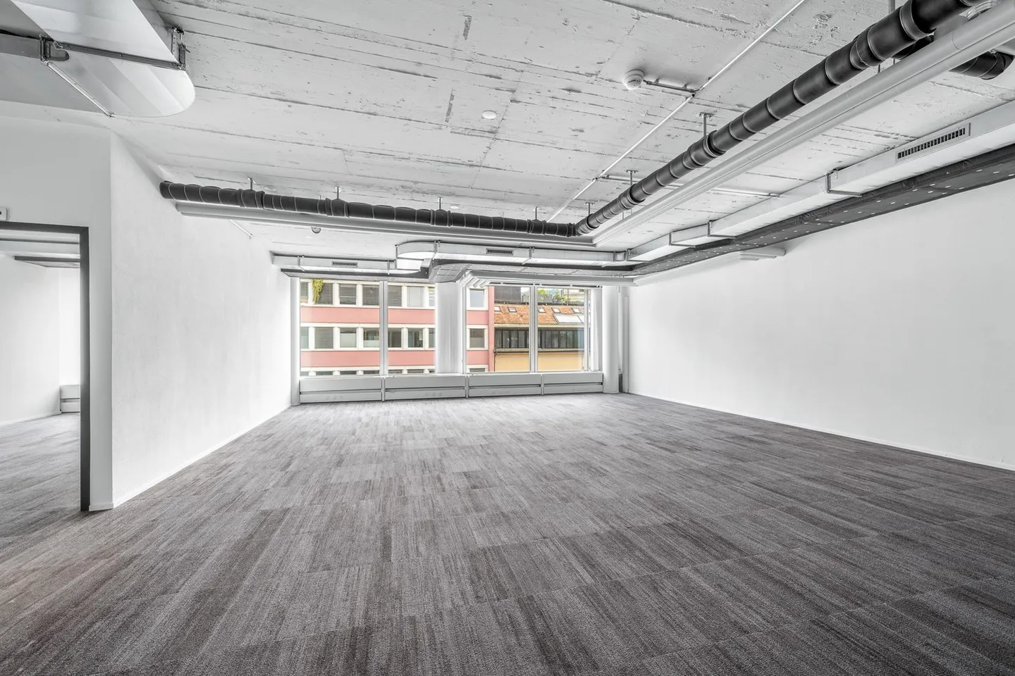 Ufficio ristrutturato direttamente alla stazione di Baden - Foto 2 di 11