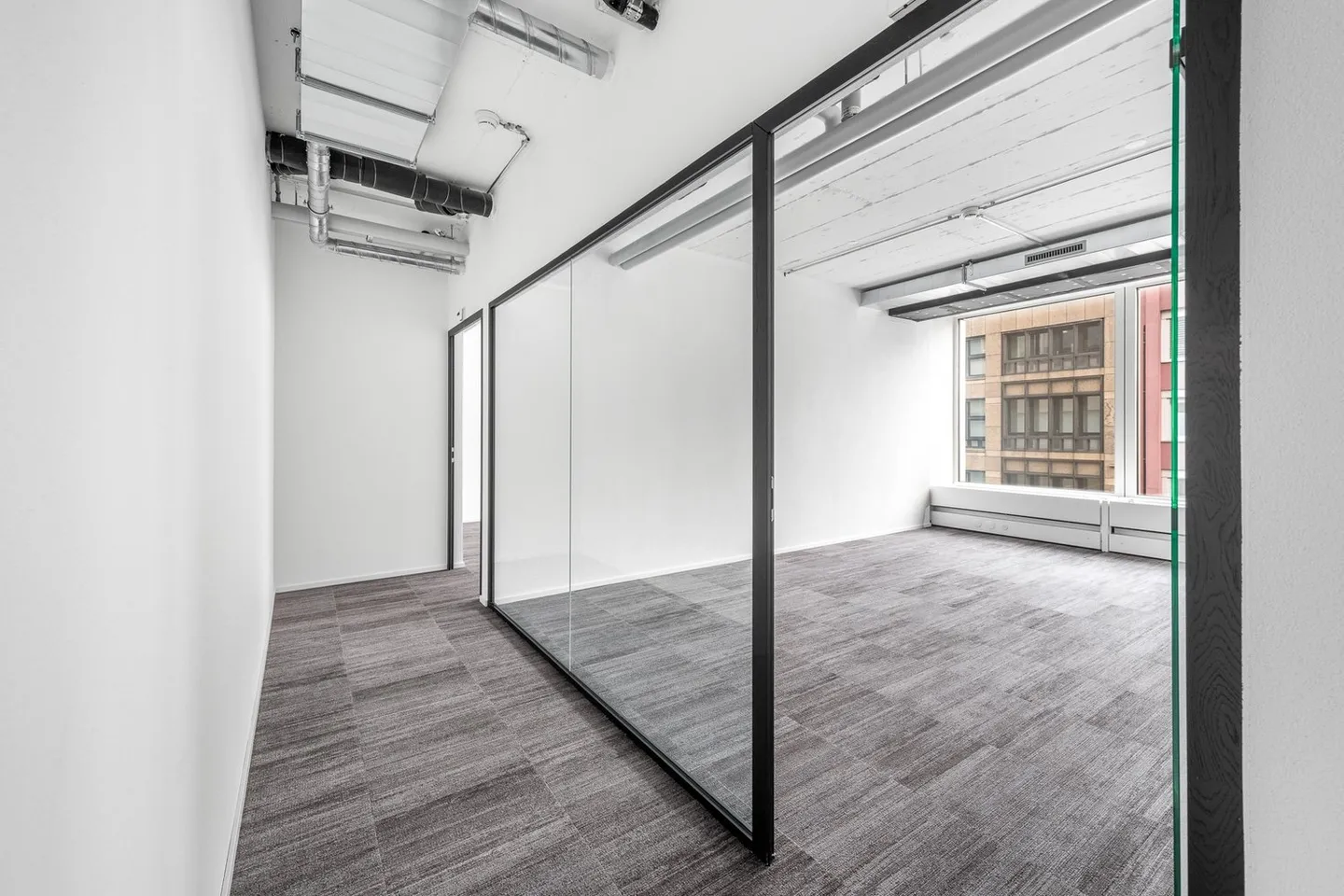 Ufficio ristrutturato direttamente alla stazione di Baden - Foto 5 di 11