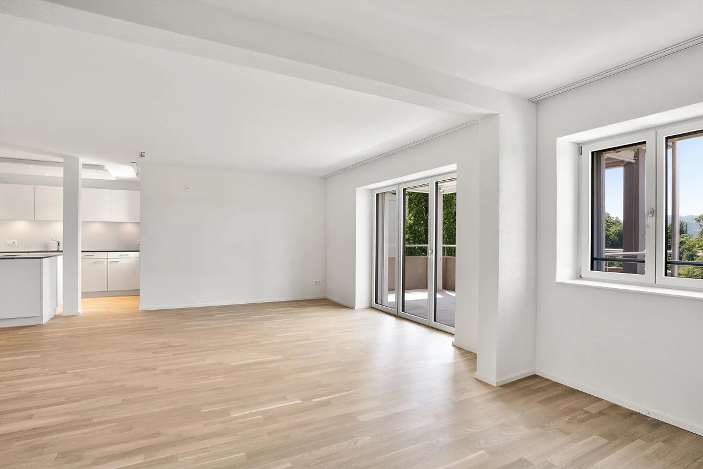 Living with Style and Comfort - Photo 8 of 13