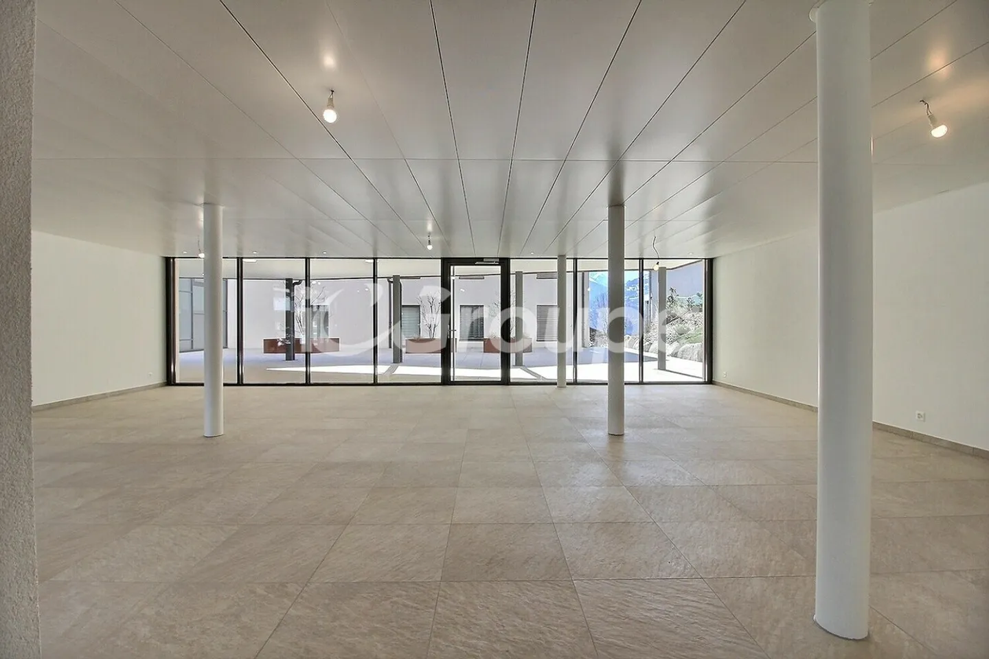 Spazio Commerciale ad Ayent - Foto 6 di 8