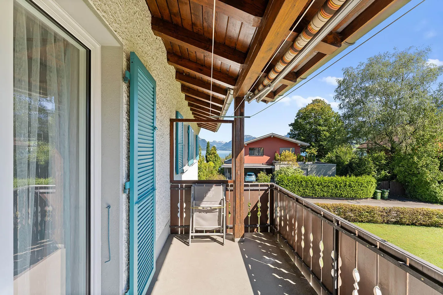 Incantevole appartamento con 4 stanze e vista lago a Ennetbürgen - Foto 11 di 16