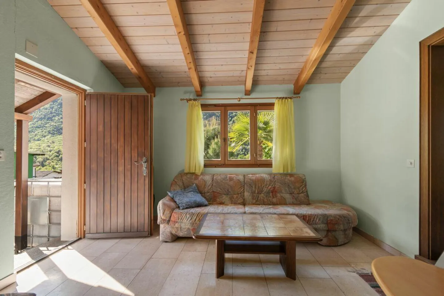 Villa prestigieuse avec deux unités résidentielles, piscine, grotte, dépendance et garage avec atelier - Photo 20 sur 26