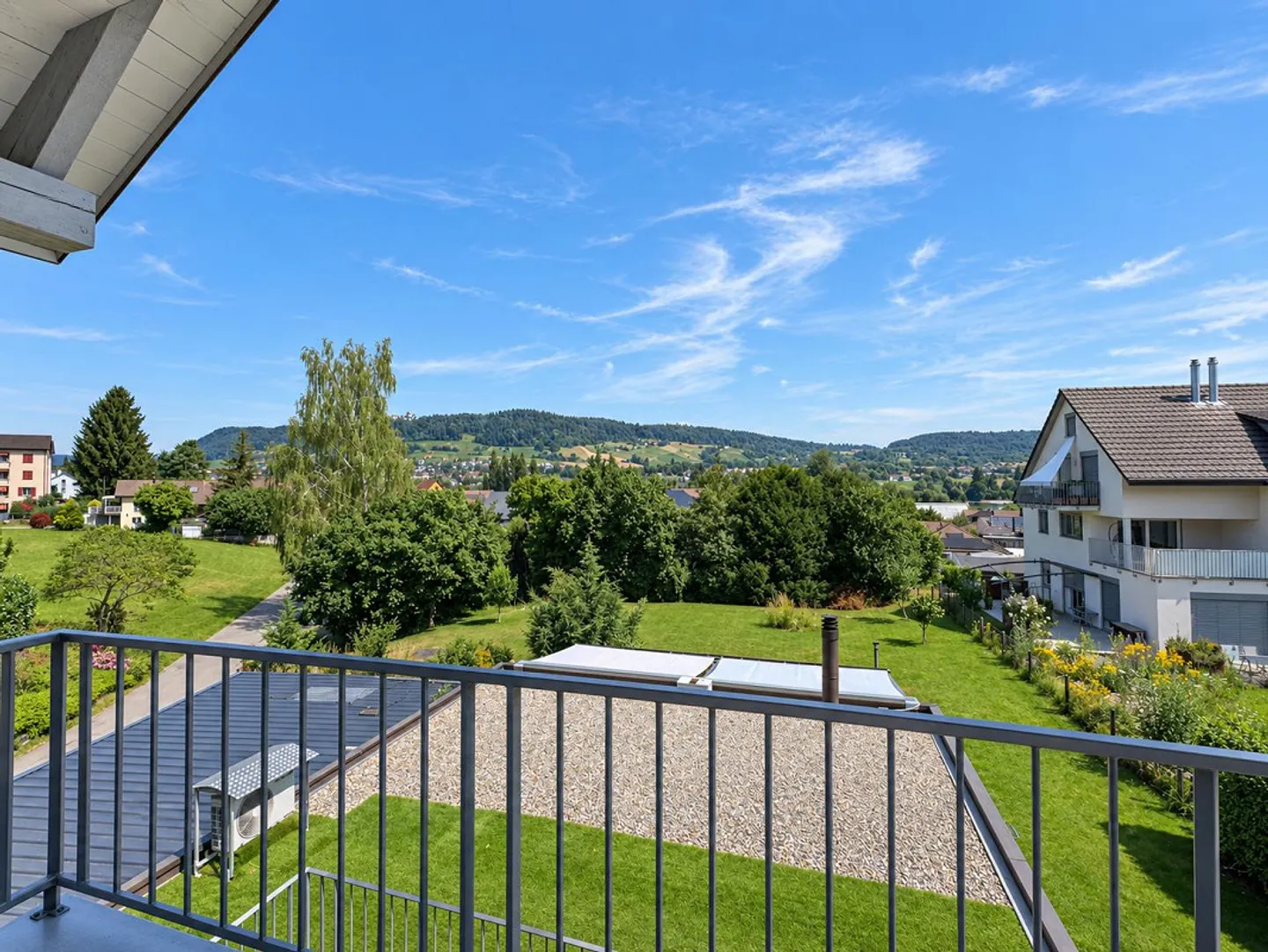 Living & Working Under One Roof – 350 m² Living Space Including Building Land - Photo 18 of 20