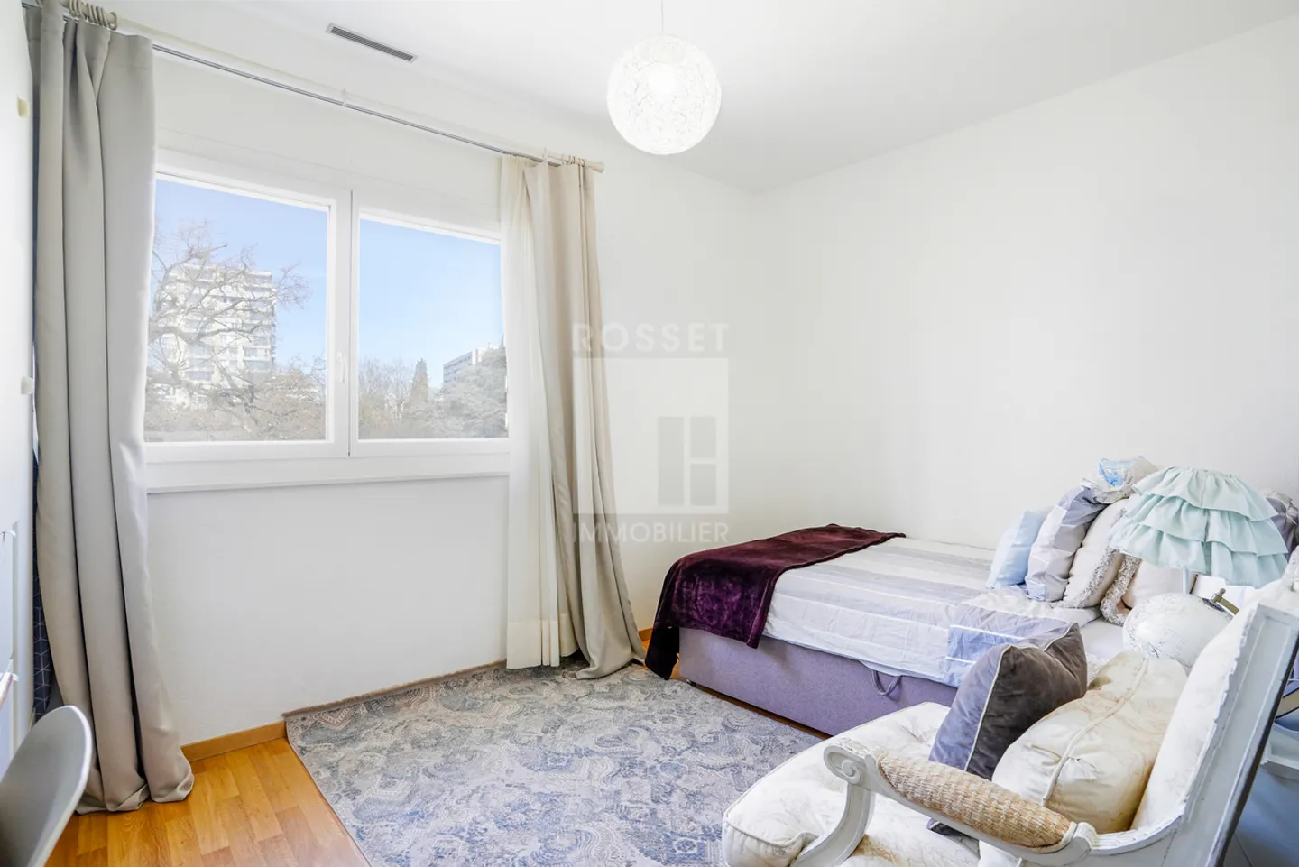 Exklusiv: 5.5-Zimmer-Wohnung in Les Charmilles - Foto 6 von 8