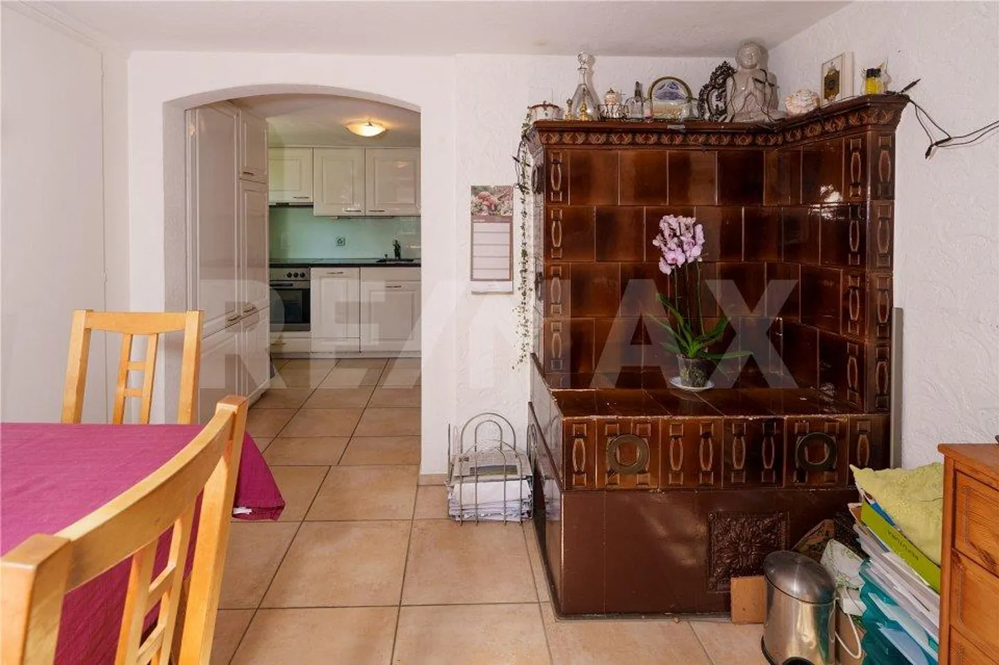 7 1/2 Room Maisonette Apartment with over 2,000 m2 Garden - Photo 5 of 12