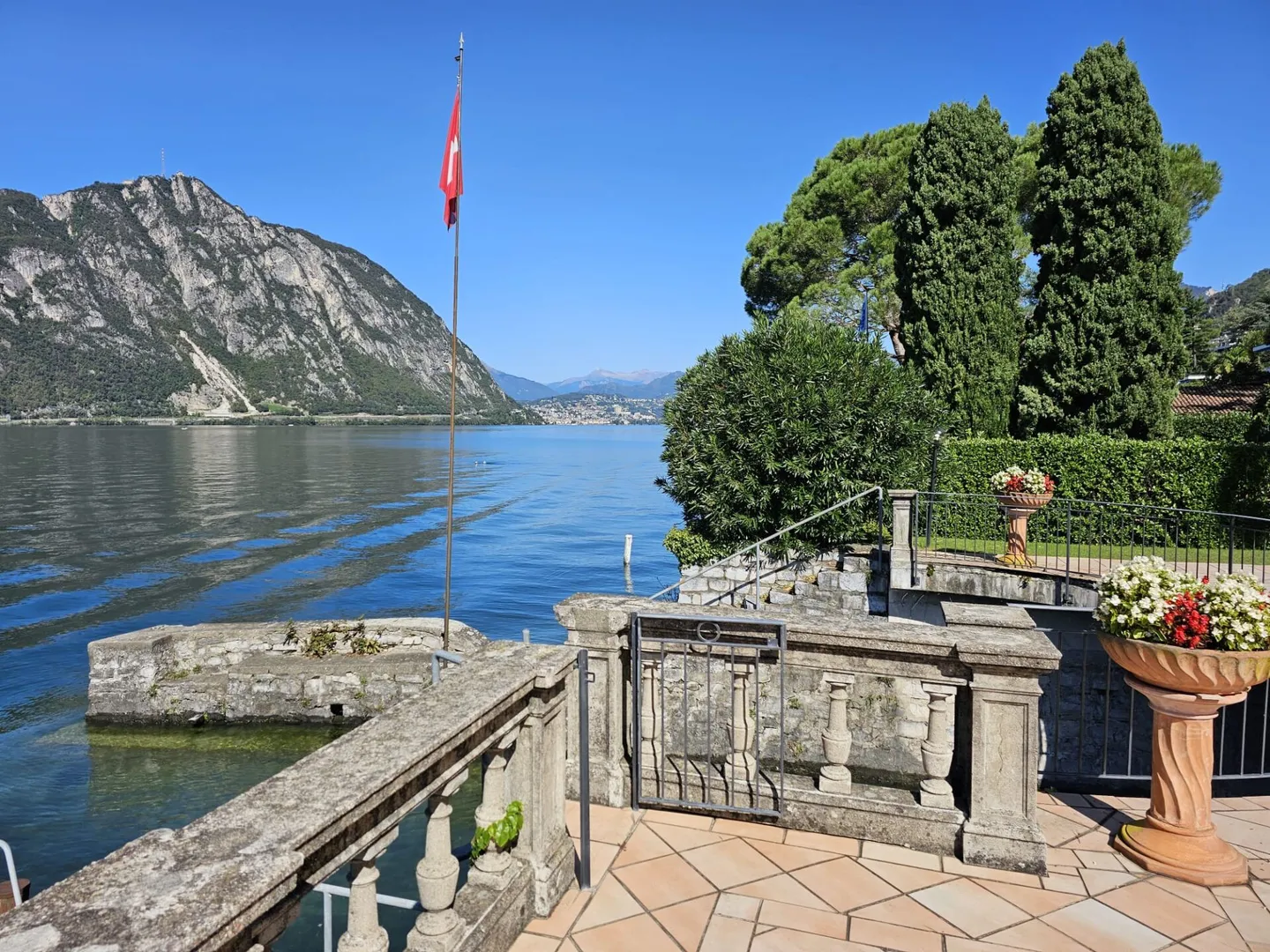Residenza sul lago con stile - appartamento esclusivo e posto barca proprio davanti alla tua porta - Foto 2 di 4