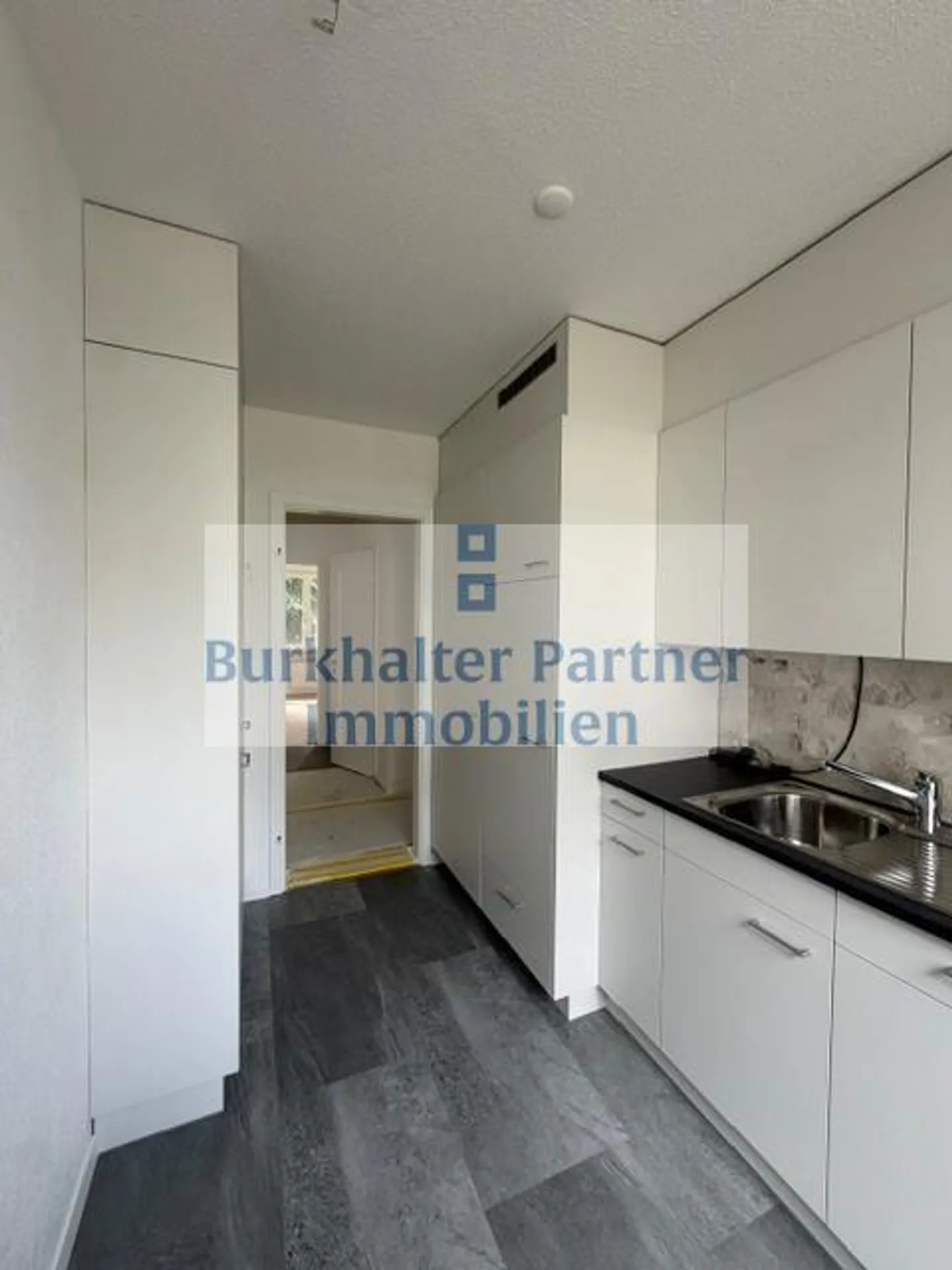 Bell'appartamento con accesso diretto allo spazio verde! - Foto 2 di 6