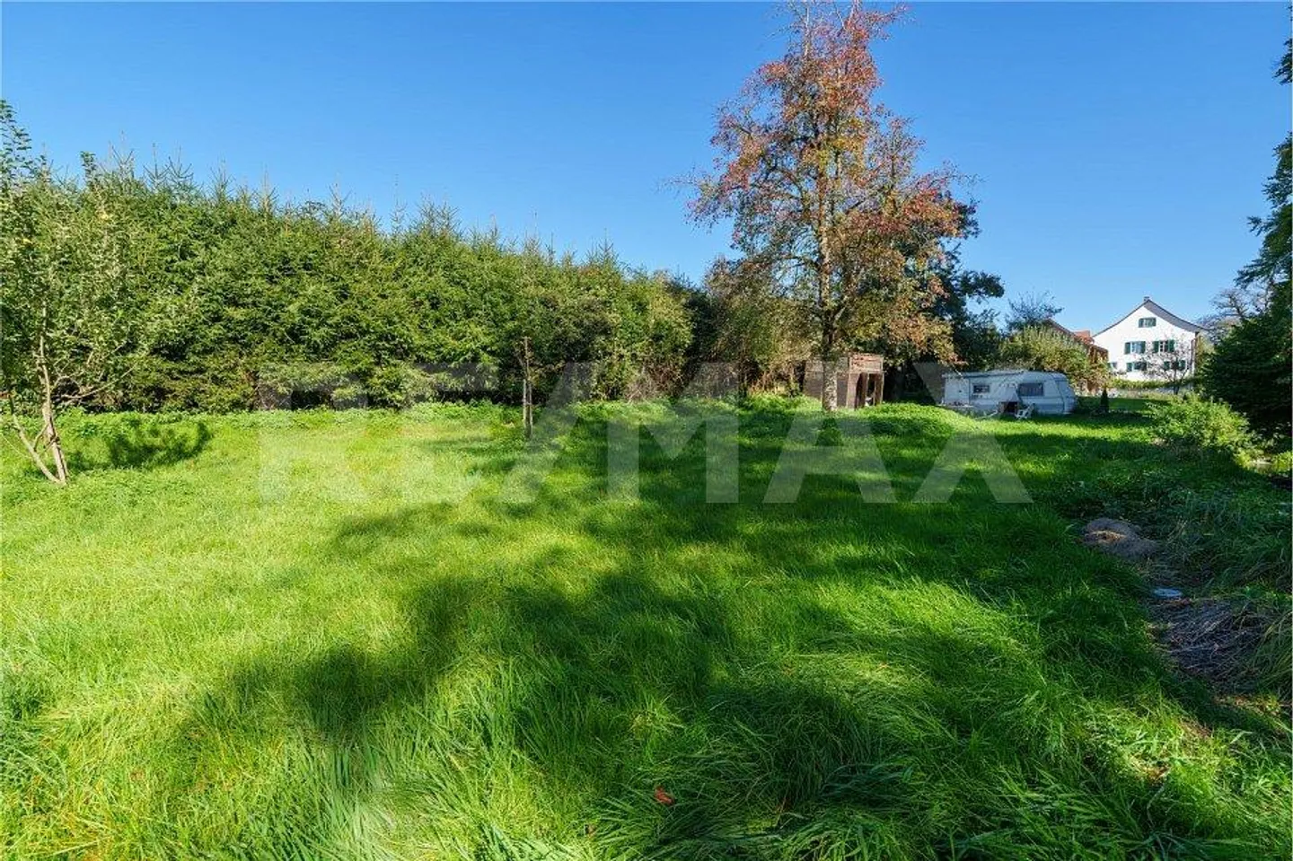7 1/2 Room Maisonette Apartment with over 2,000 m2 Garden - Photo 12 of 12