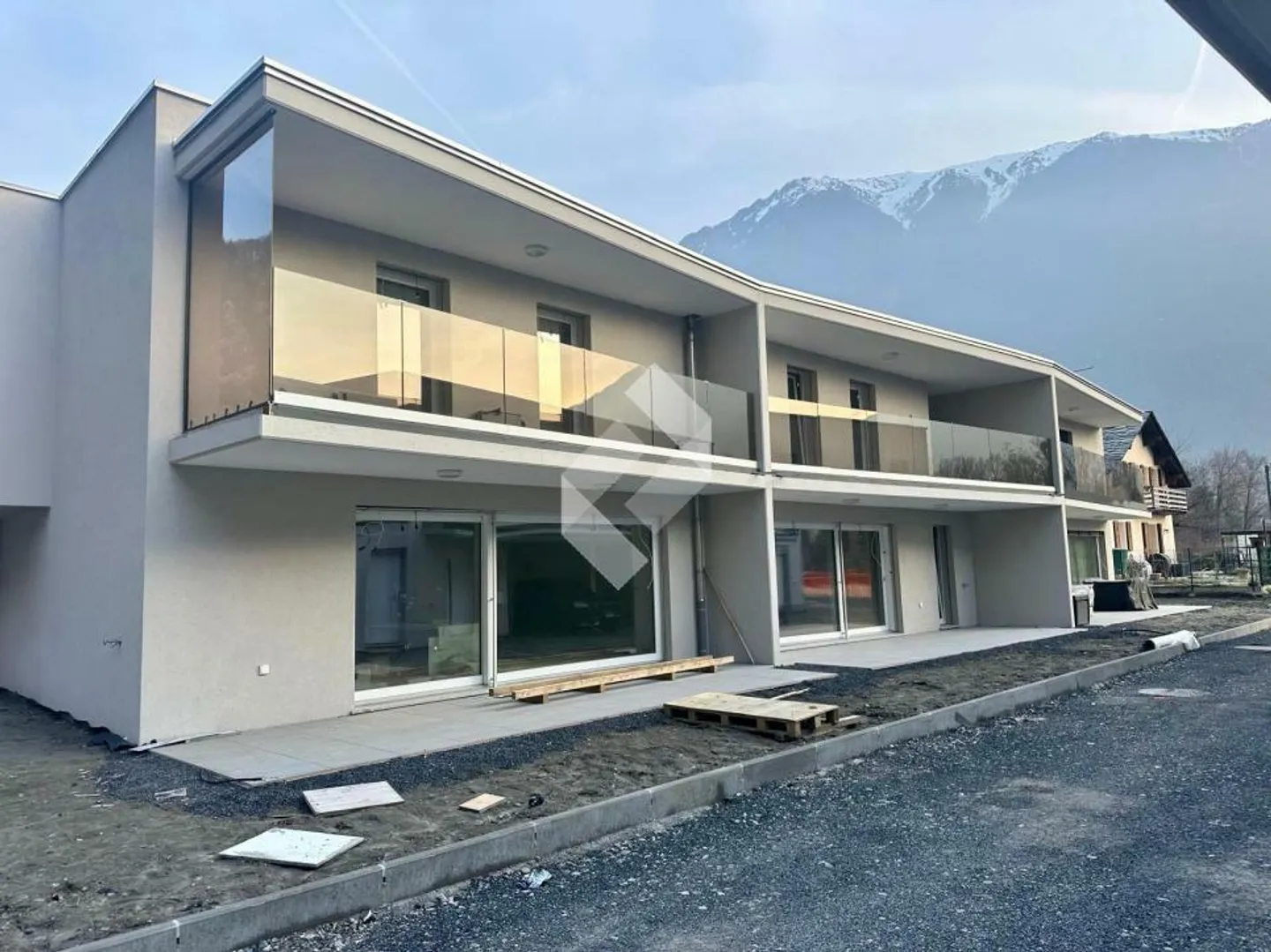 Villa achevée, absolument à visiter ! - Photo 4 sur 13