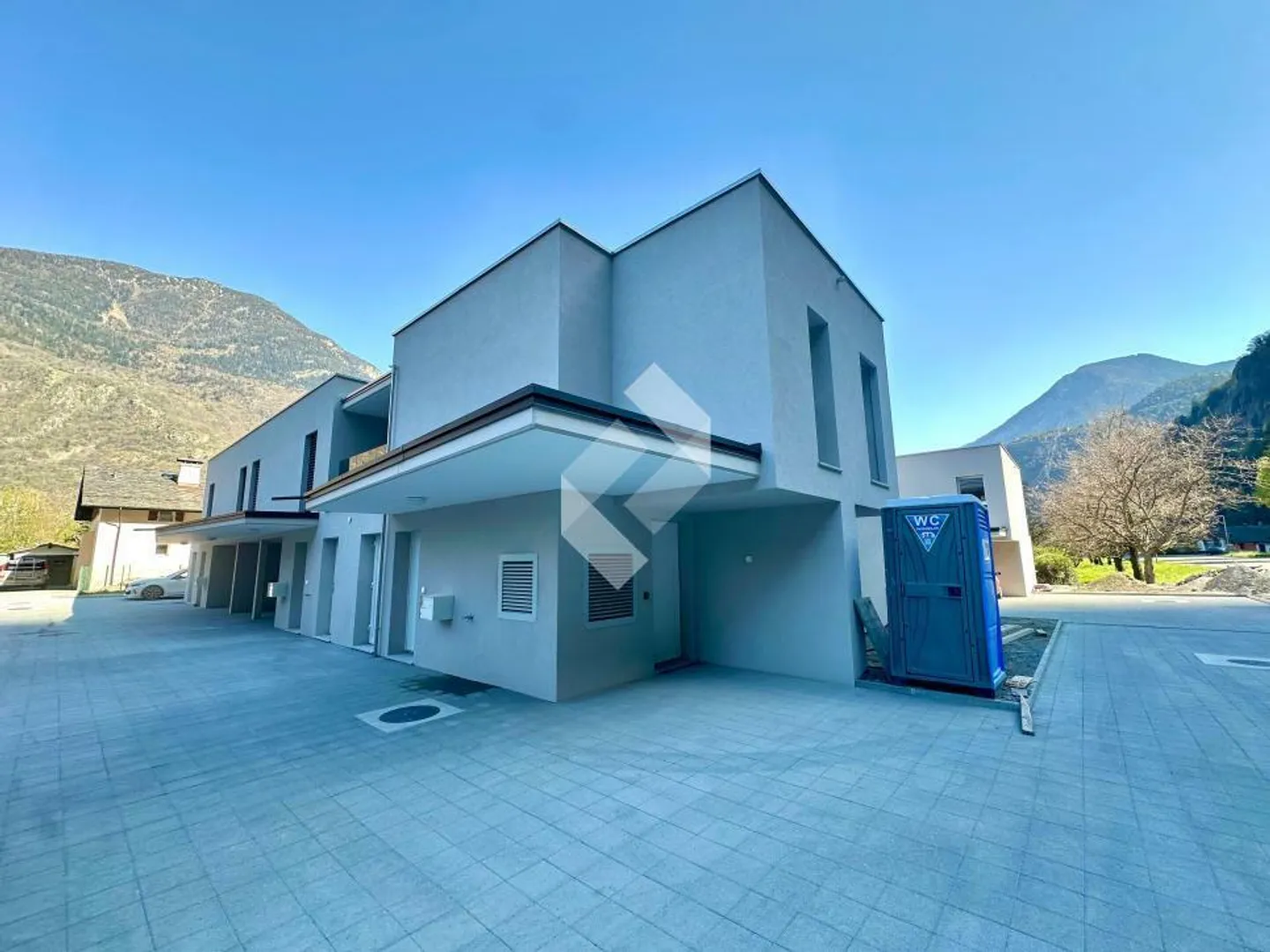 Villa achevée, absolument à visiter ! - Photo 3 sur 13