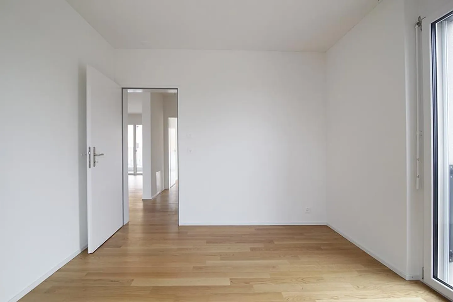 Appartement moderne avec balcon - Photo 6 sur 12