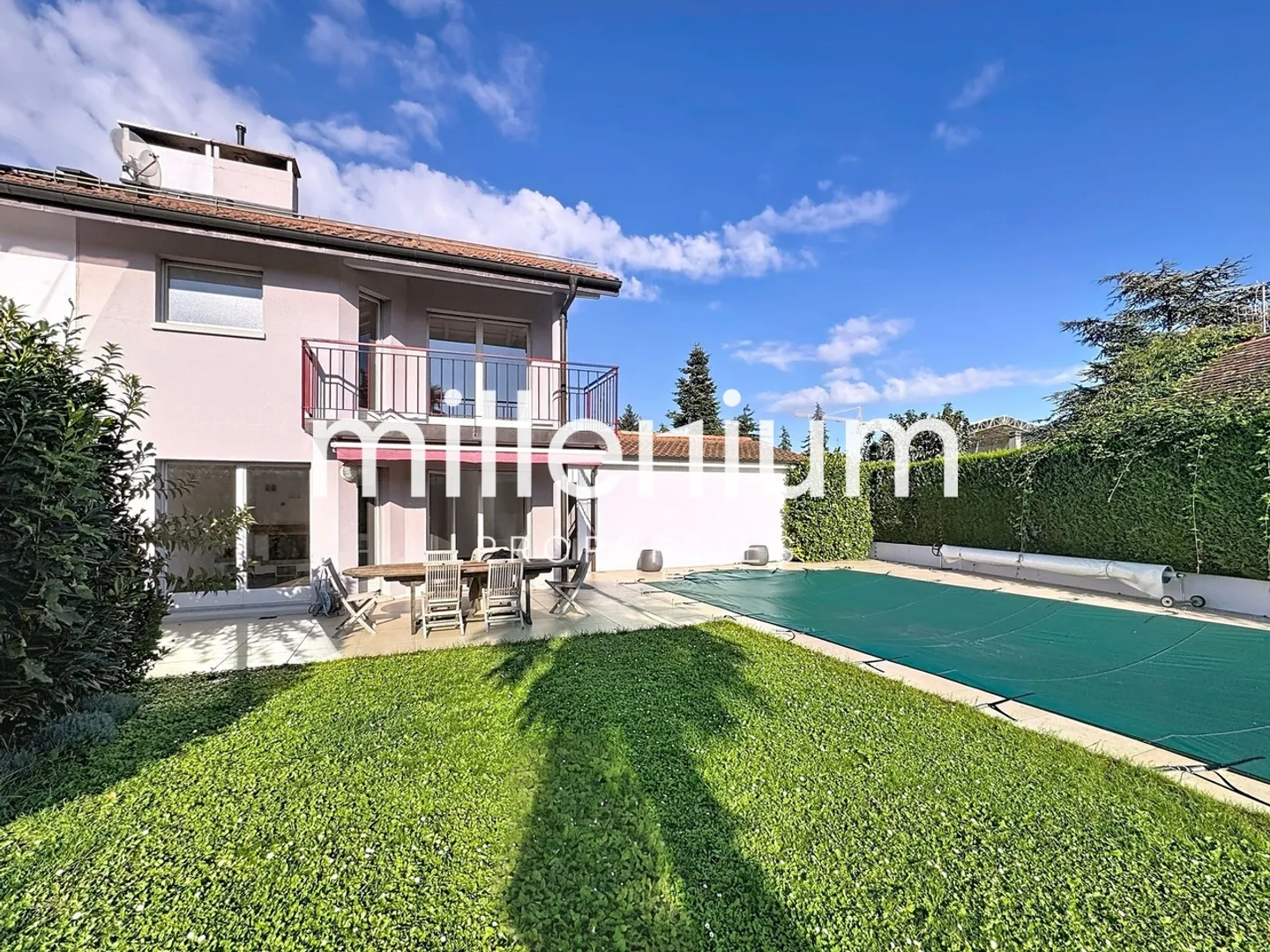 Villa a schiera con piscina nel cuore di Plan-les-Ouates - Foto 11 di 11